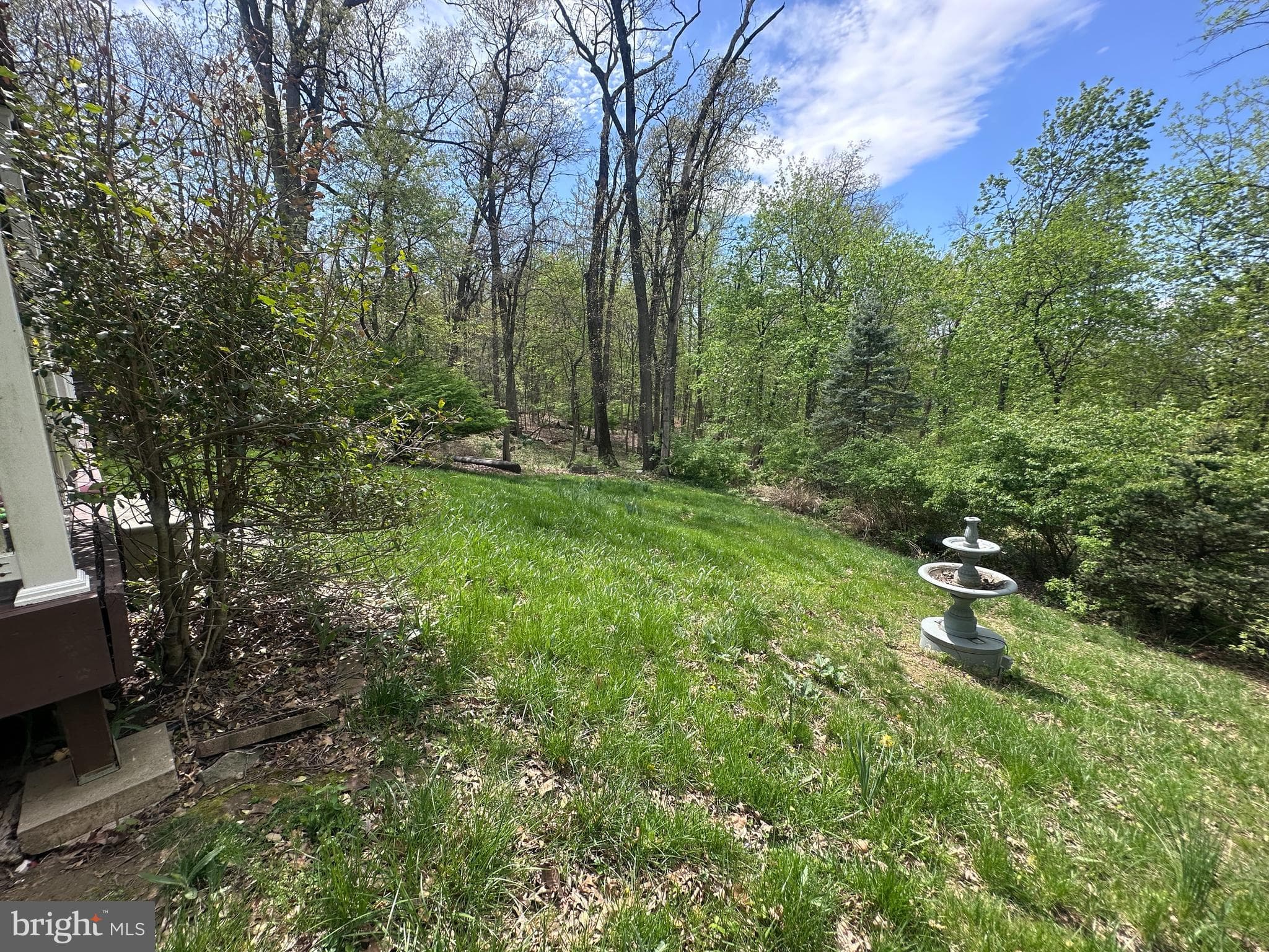 Home for sale at 1711 Paulson Drive, York, Pennsylvania 17406, photo 3 of 3