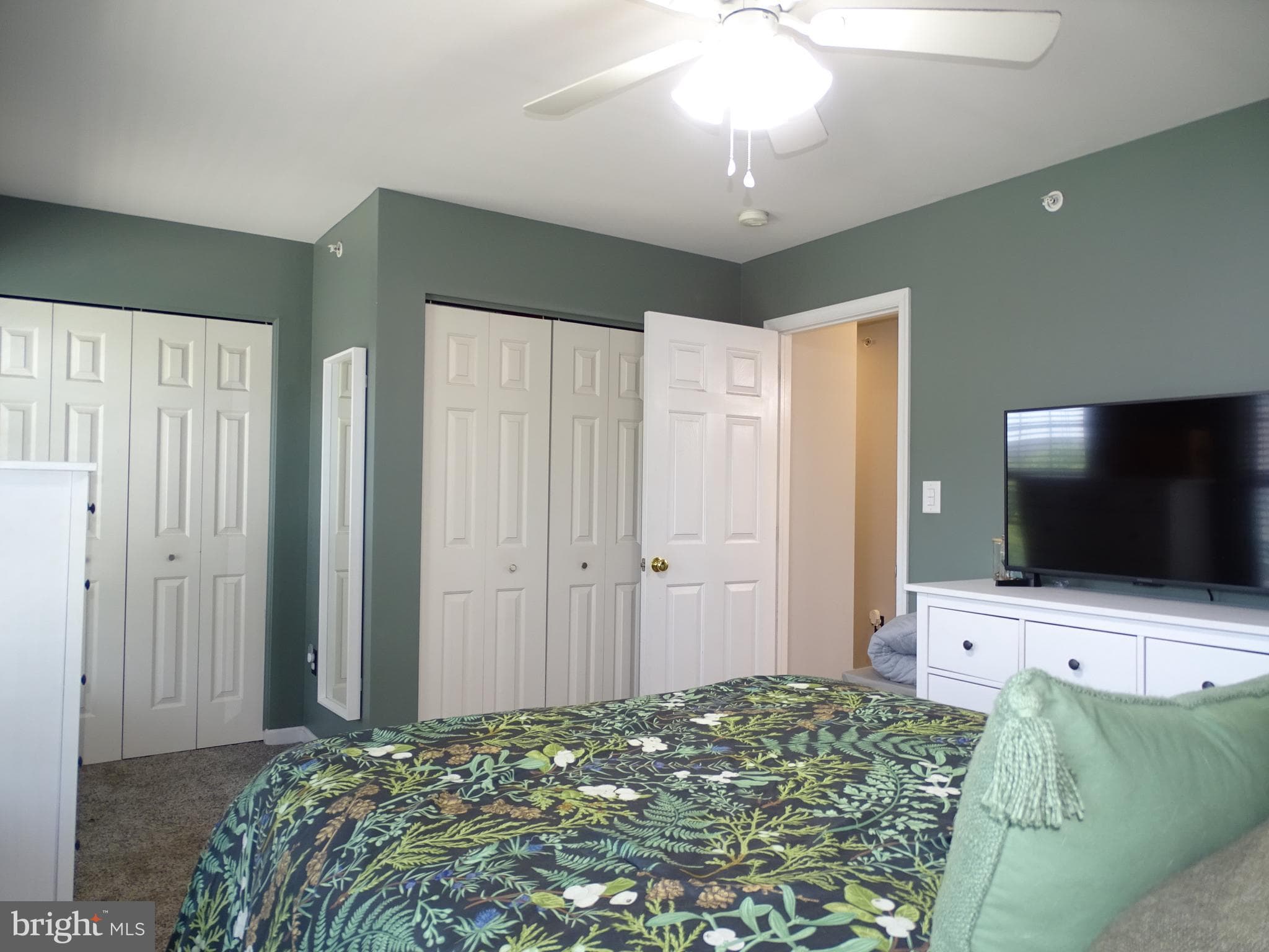 Home for sale at 235 Fisher Drive, York, Pennsylvania 17404, photo 17 of 28