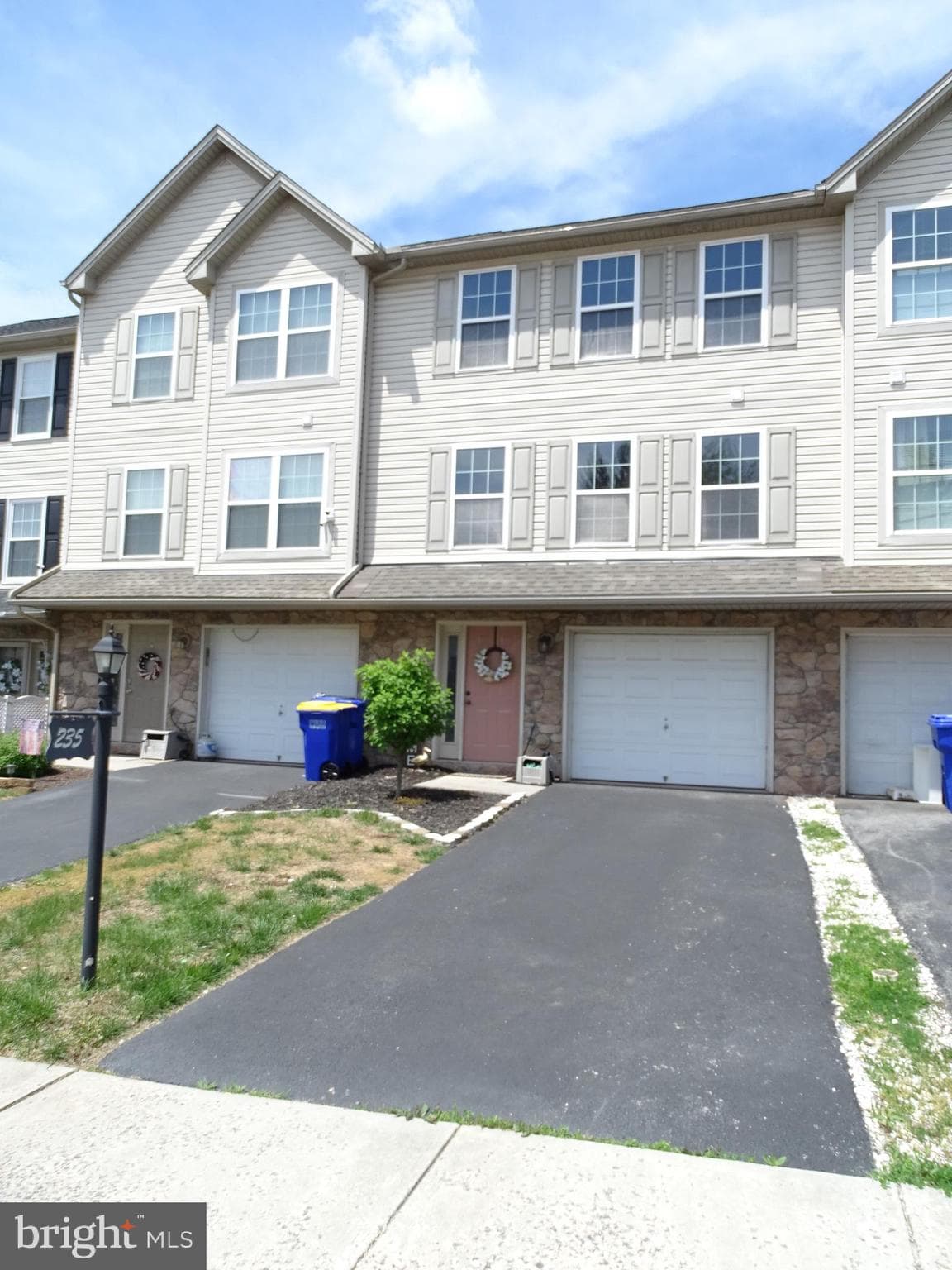 Listing photo of 3-bedroom home at 235 Fisher Drive, York, Pennsylvania 17404, photo 1 of 3