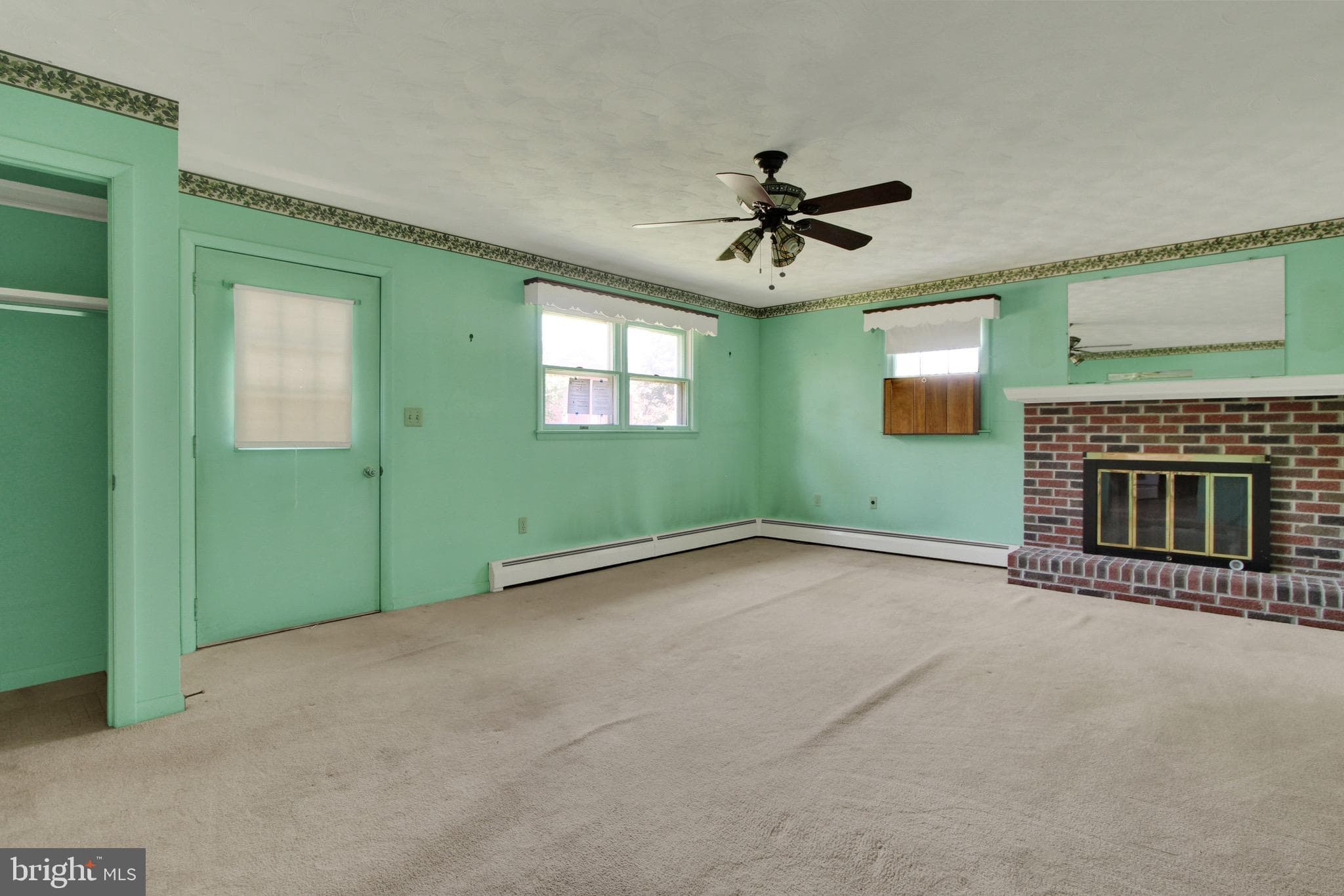 Home for sale at 2482 Pine Grove Road, York, Pennsylvania 17403, photo 3 of 3