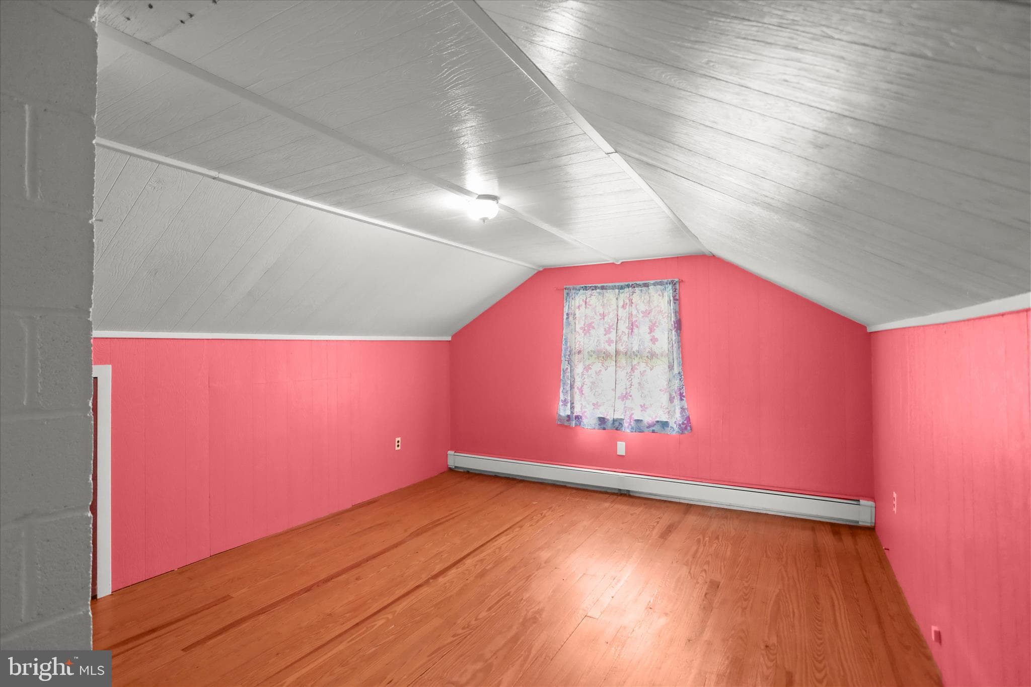 Home for sale at 6 S Grant Road, Thomasville, Pennsylvania 17364, photo 31 of 50