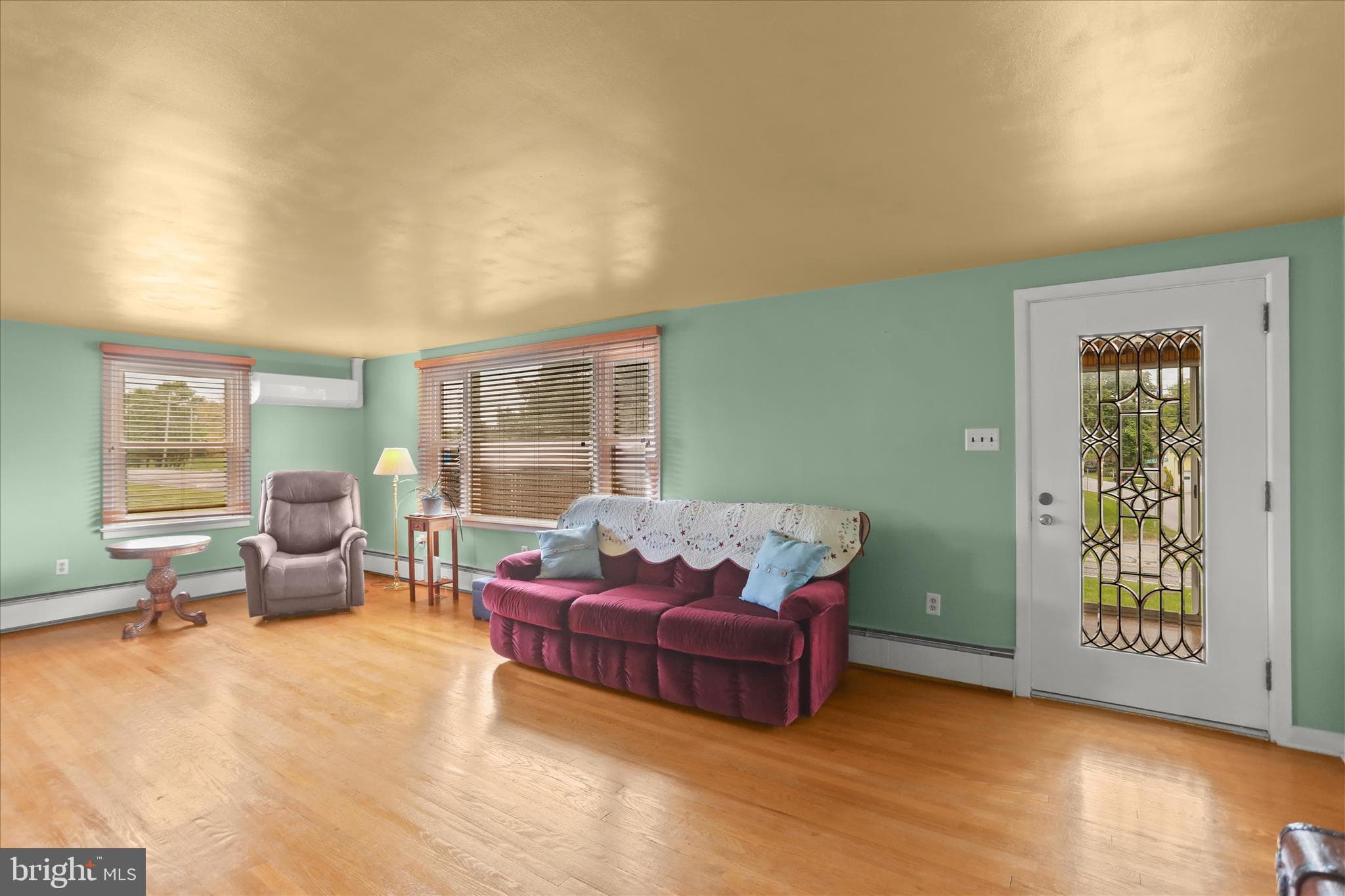 Home for sale at 6 S Grant Road, Thomasville, Pennsylvania 17364, photo 18 of 50