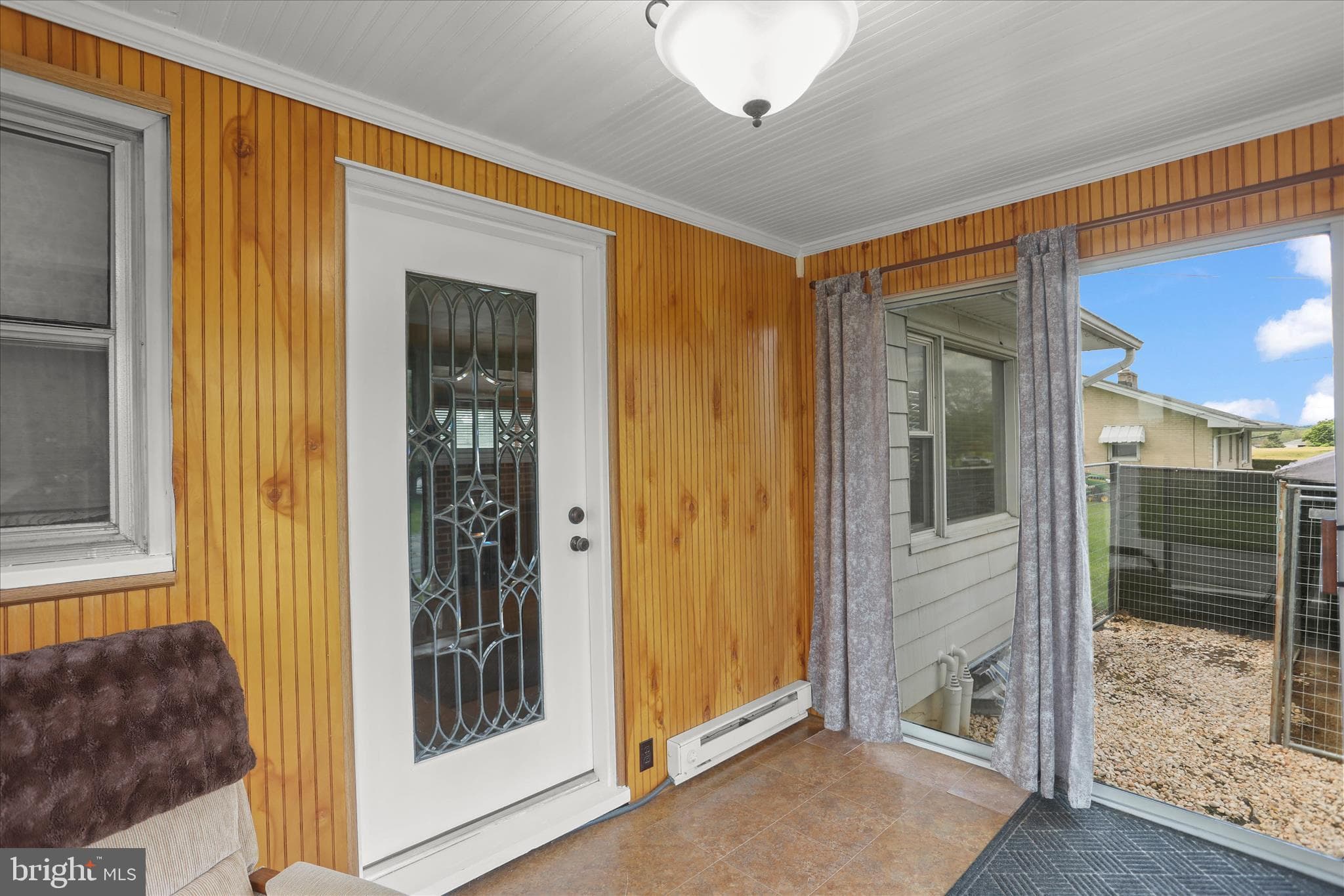 Home for sale at 6 S Grant Road, Thomasville, Pennsylvania 17364, photo 21 of 50