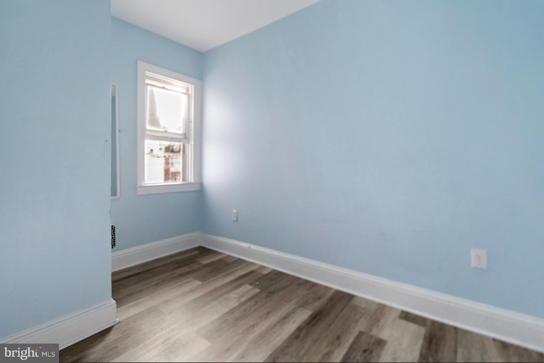 Home for sale at 217 E King, York, Pennsylvania 17403, photo 11 of 13