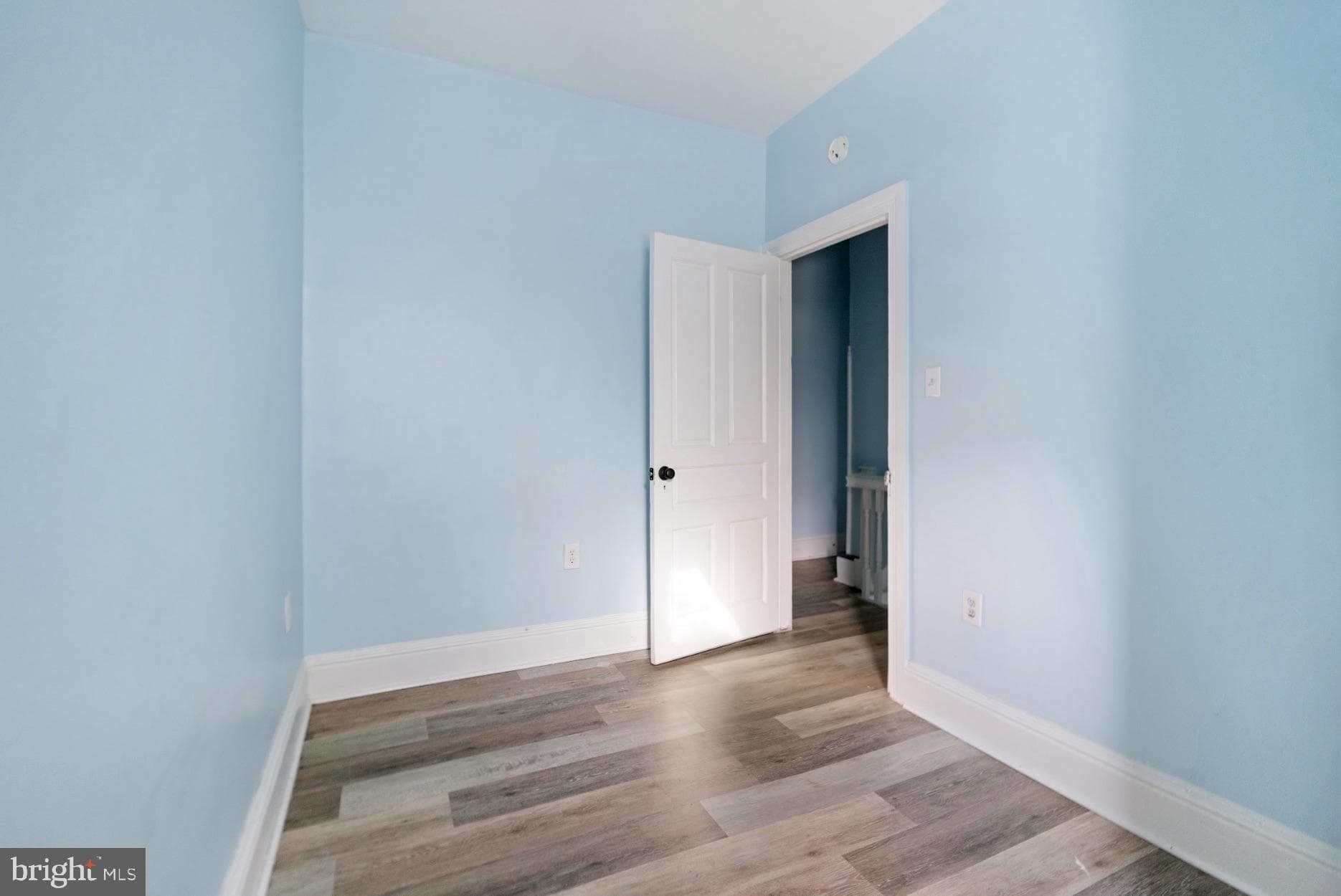 Home for sale at 217 E King, York, Pennsylvania 17403, photo 12 of 13