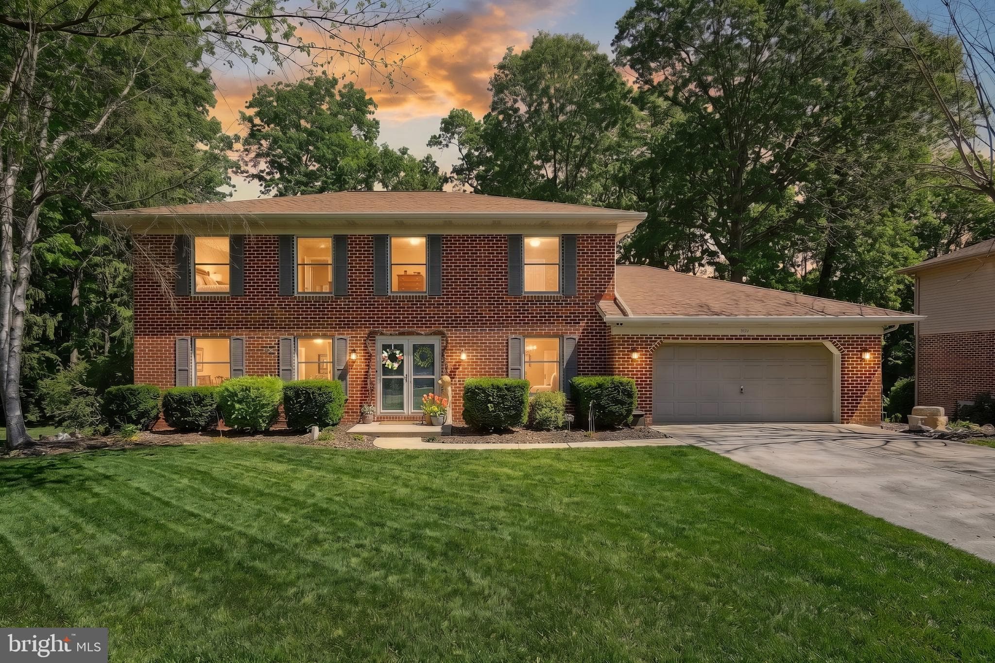 Listing photo of 4-bedroom home at 3971 Little John Drive, York, Pennsylvania 17408, photo 1 of 3