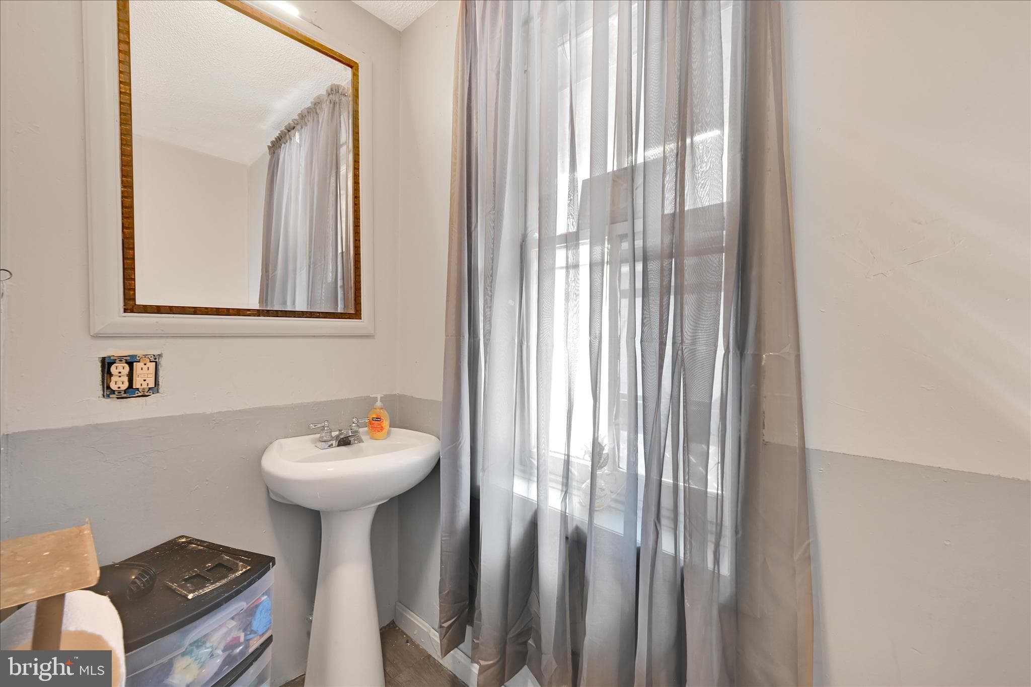 Home for sale at 129 Roosevelt Avenue, York, Pennsylvania 17401, photo 16 of 22