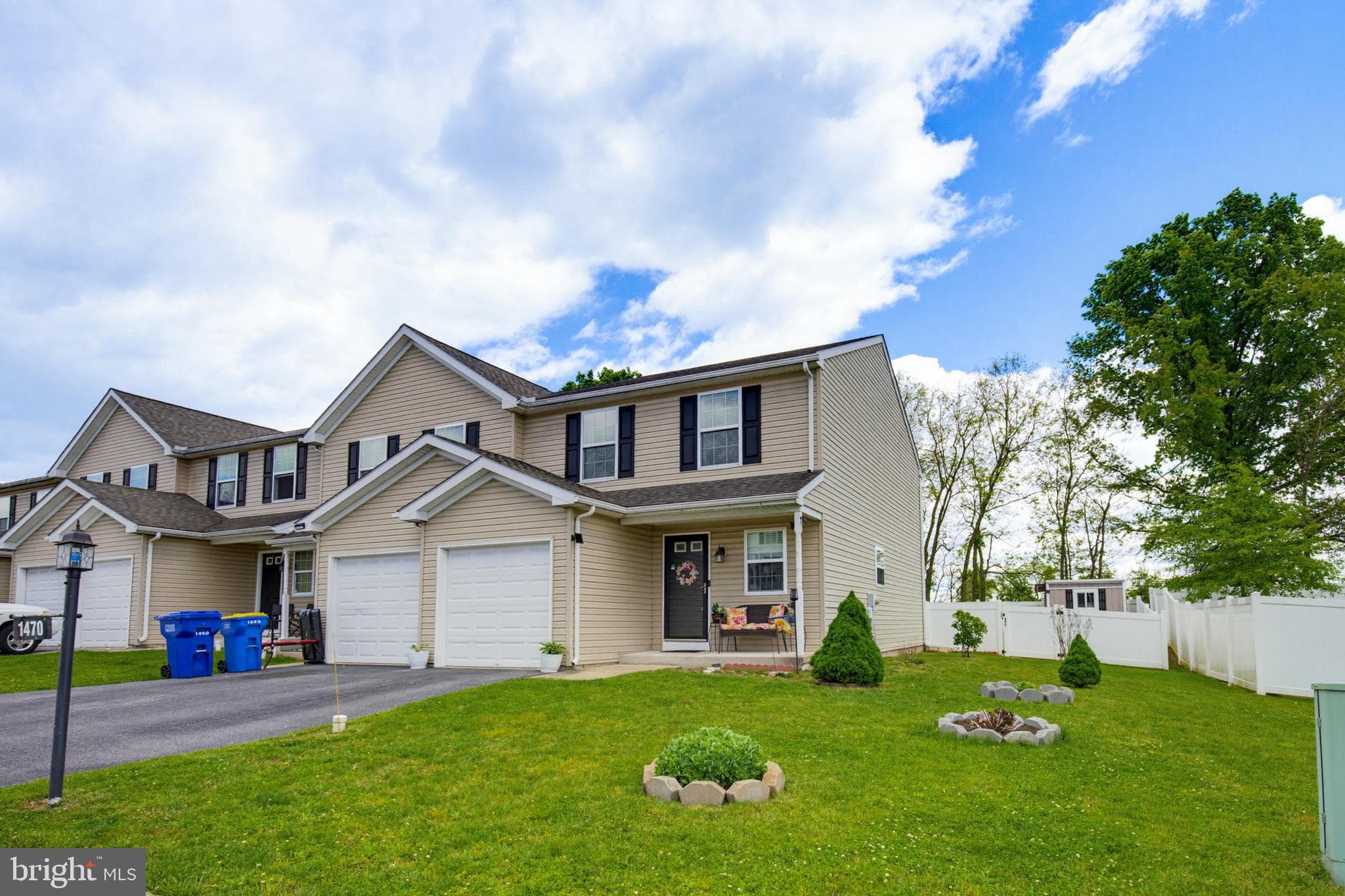 Home for sale at 1470 Matthew Drive, York, Pennsylvania 17404, photo 3 of 3