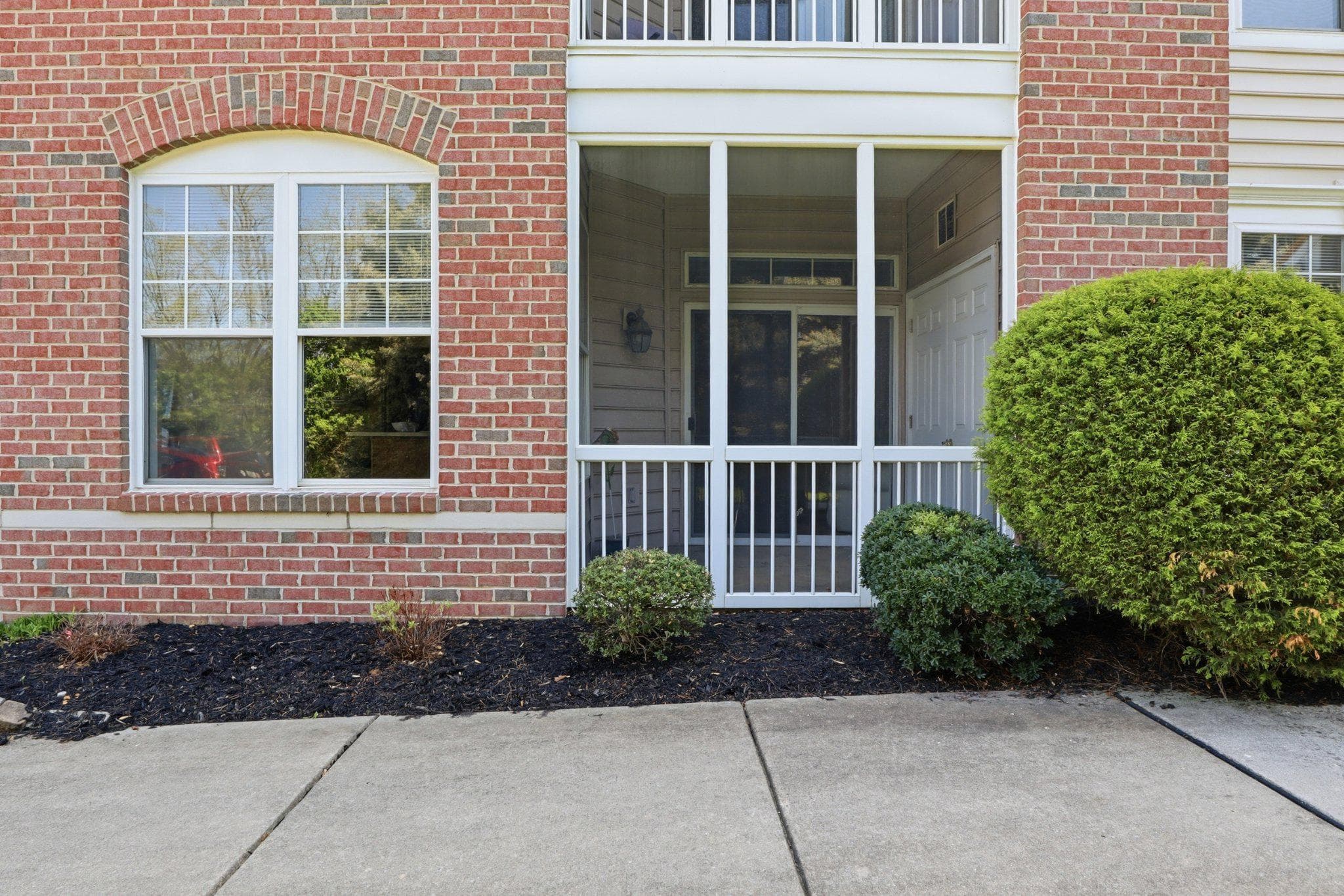 Home for sale at 1010 Crest Way 103, York, Pennsylvania 17403, photo 34 of 49