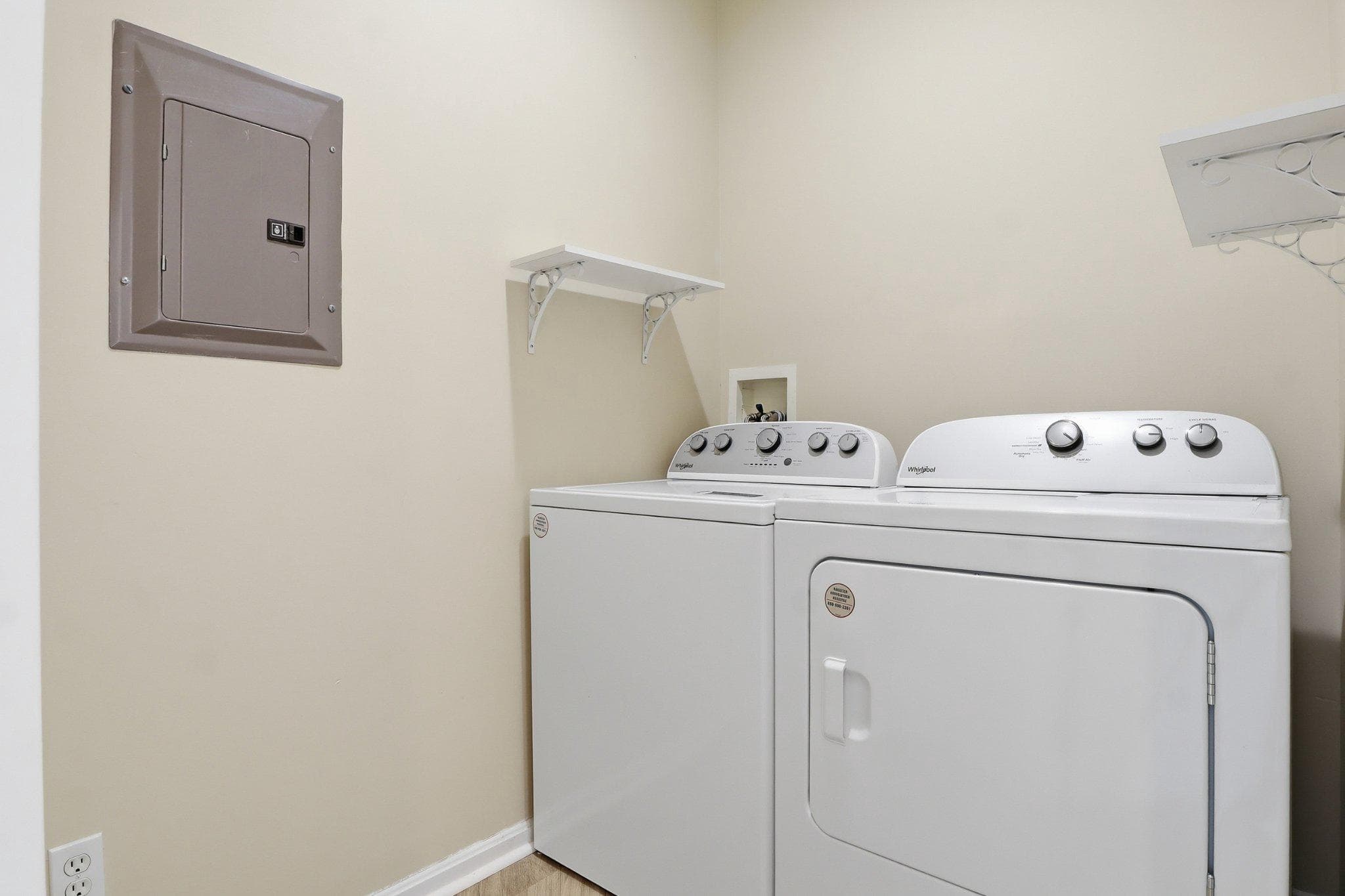 Home for sale at 1010 Crest Way 103, York, Pennsylvania 17403, photo 31 of 49