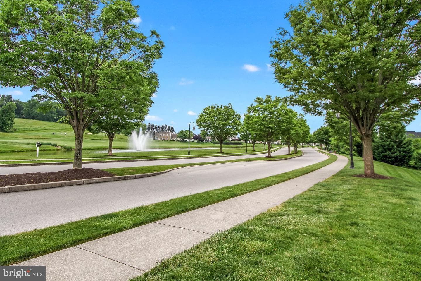 Home for sale at 1010 Crest Way 103, York, Pennsylvania 17403, photo 45 of 49
