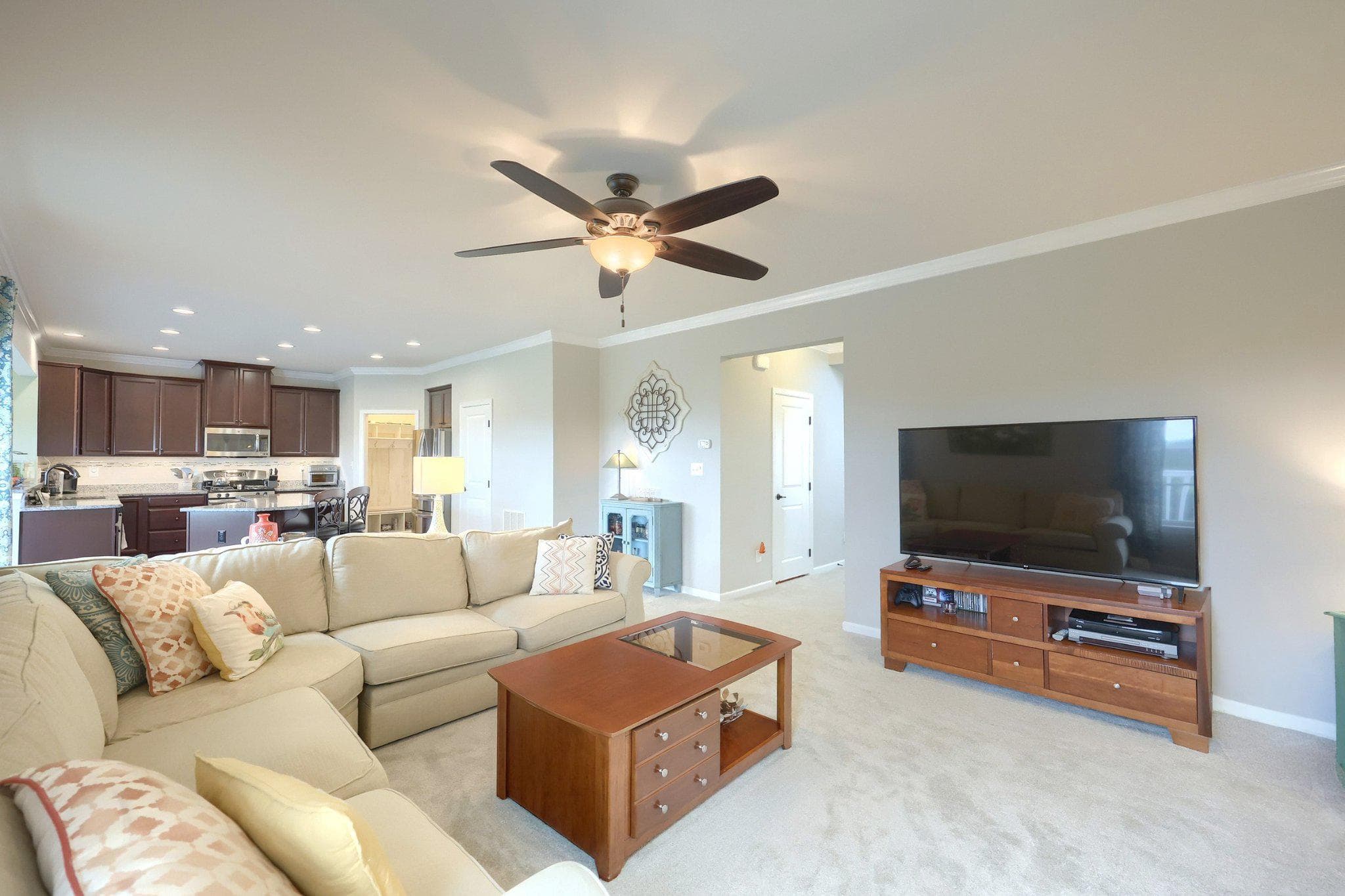 Home for sale at 1134 Alta Vista Way, Seven Valleys, Pennsylvania 17360, photo 11 of 66