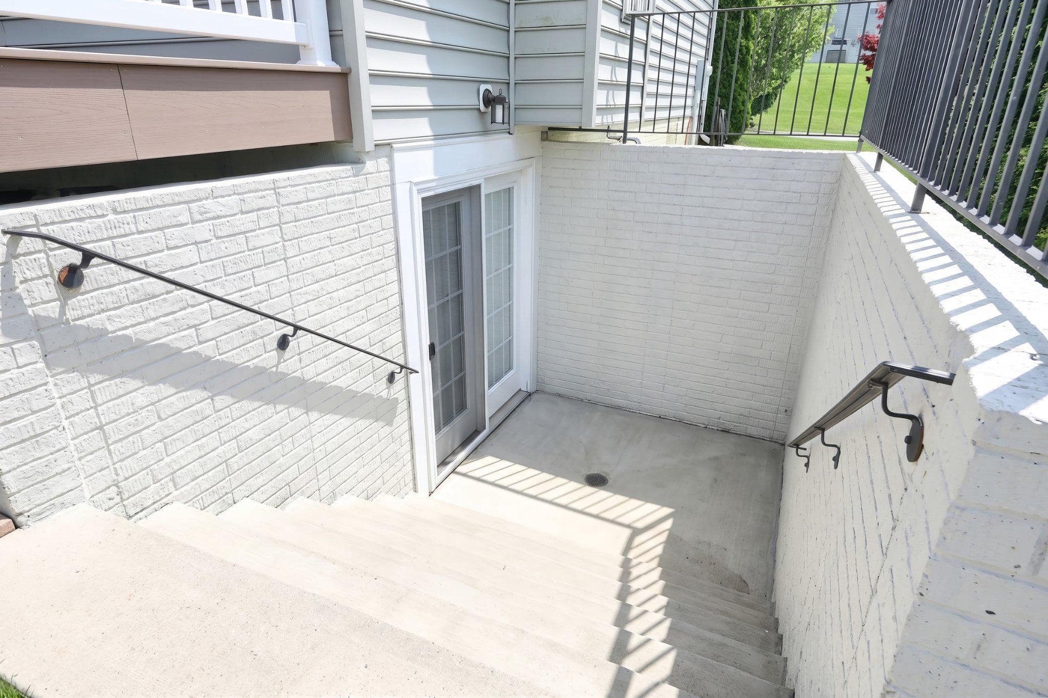 Home for sale at 1134 Alta Vista Way, Seven Valleys, Pennsylvania 17360, photo 44 of 66