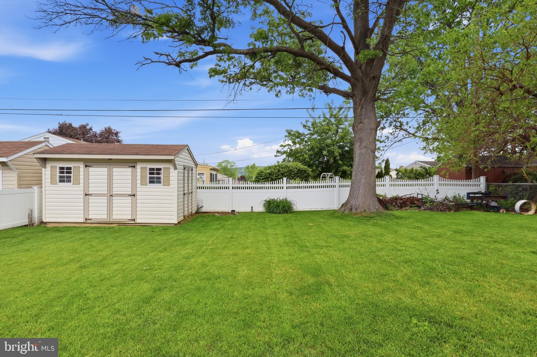 Home for sale at 2993 5Th Avenue, York, Pennsylvania 17402, photo 35 of 37