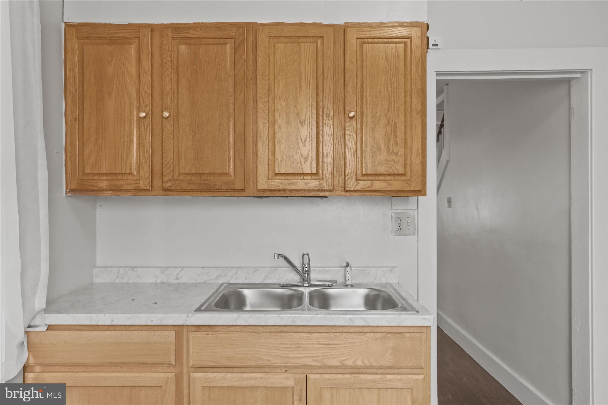 Home for sale at 1038 W. Locust Street, York, Pennsylvania 17404, photo 15 of 34