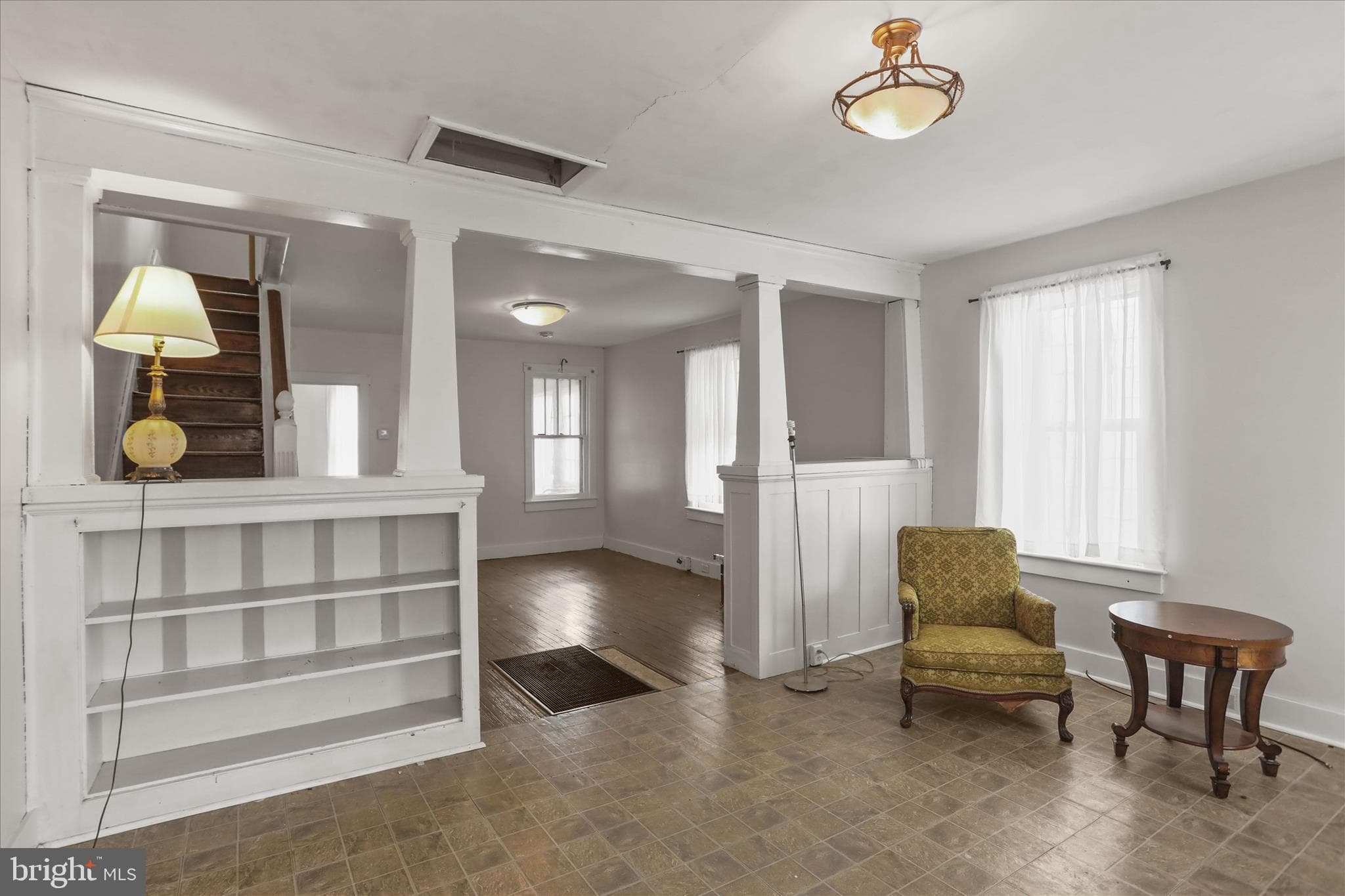 Home for sale at 1038 W. Locust Street, York, Pennsylvania 17404, photo 6 of 34