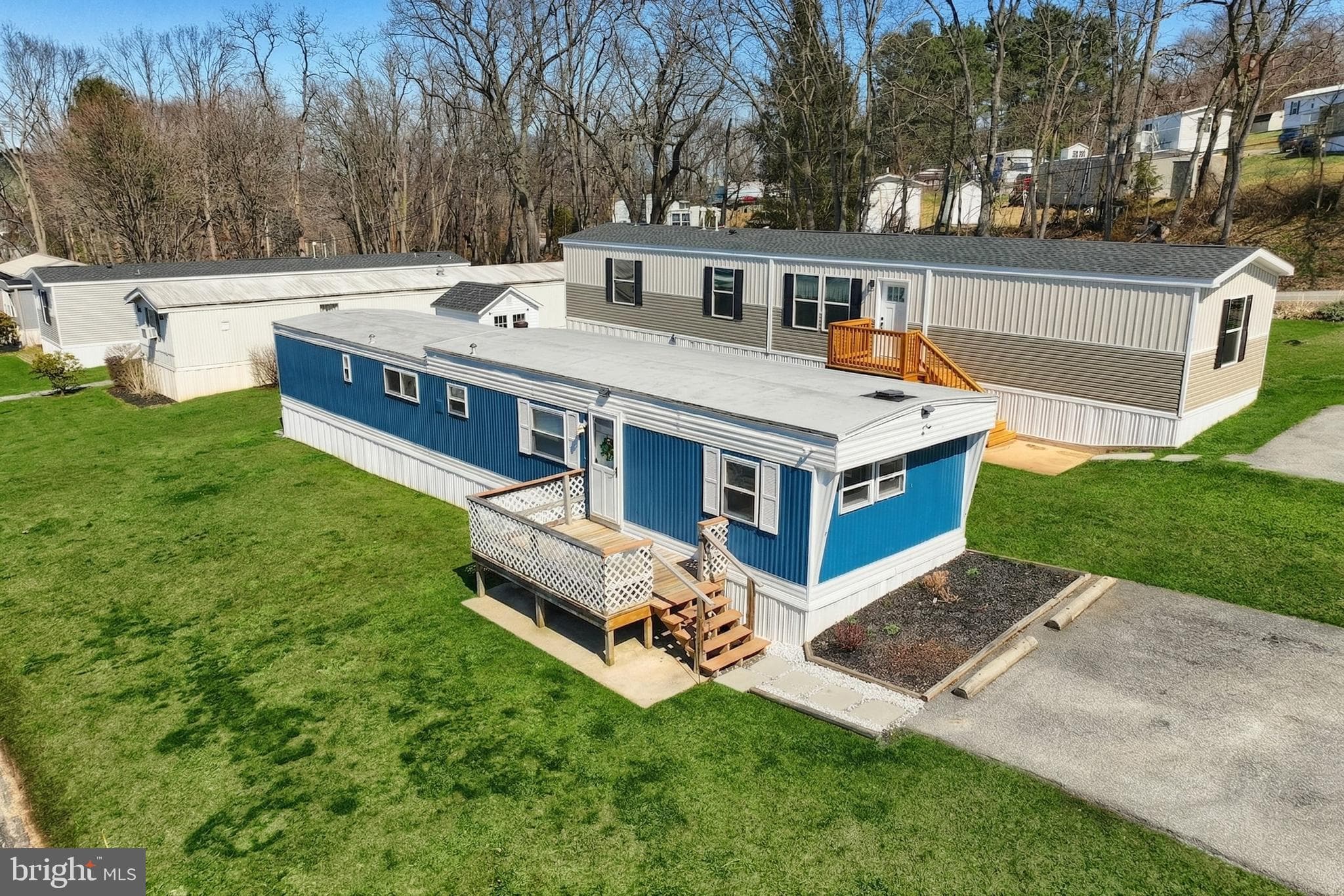 Home for sale at 4 Mill Street, York, Pennsylvania 17406, photo 2 of 3