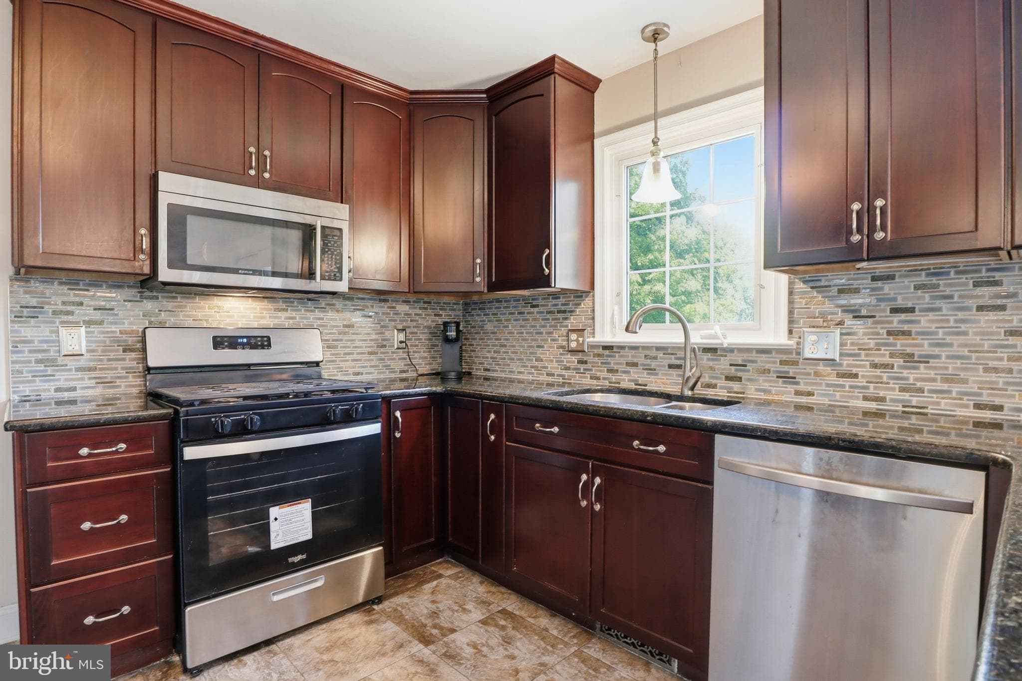 Home for sale at 2933 Ridings Way, York, Pennsylvania 17408, photo 14 of 62
