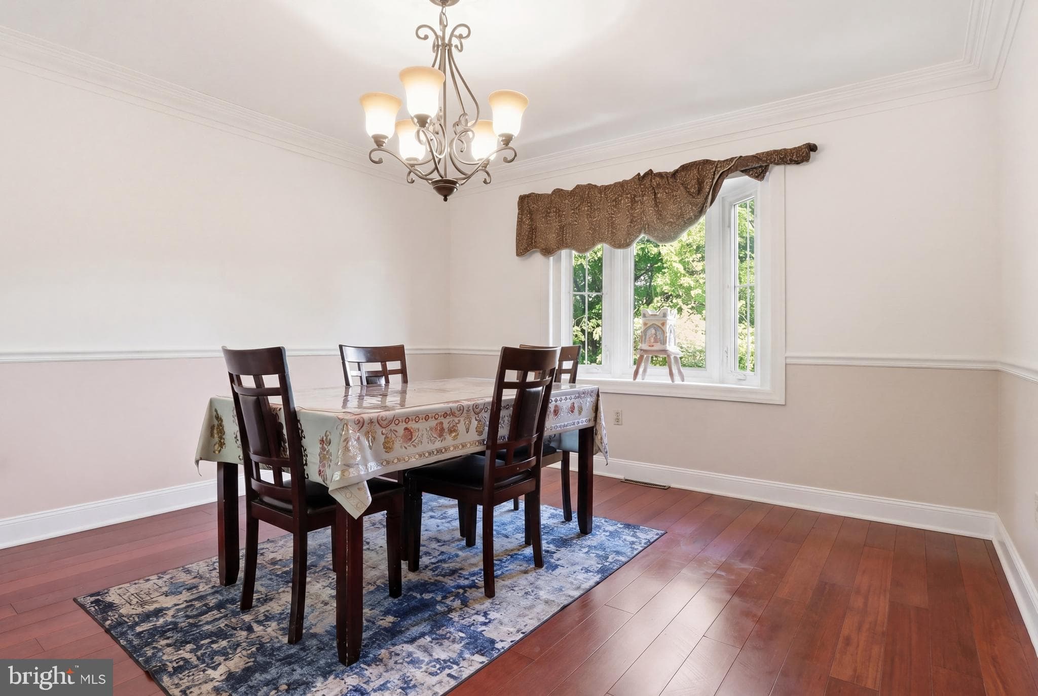 Home for sale at 2933 Ridings Way, York, Pennsylvania 17408, photo 9 of 62