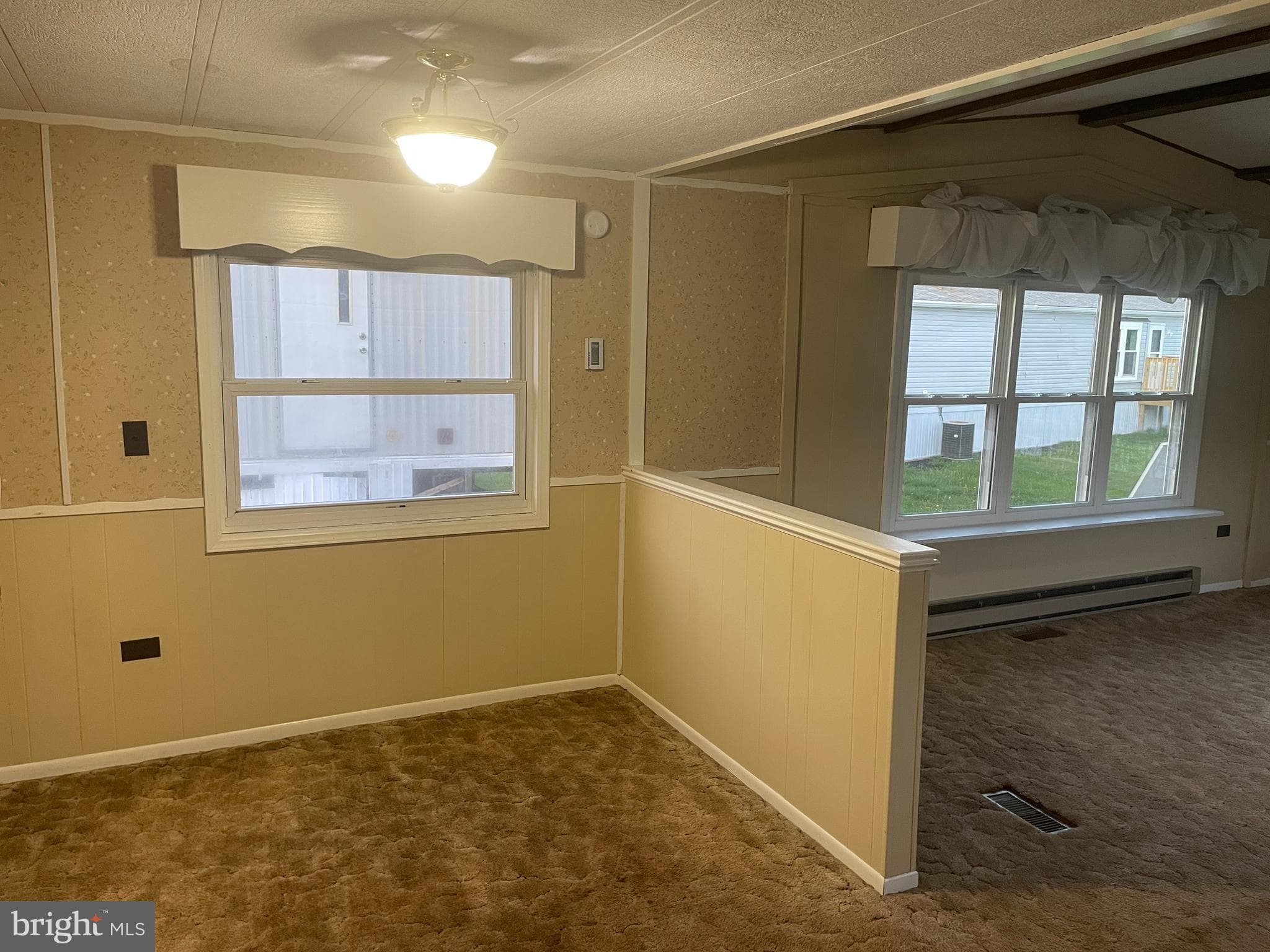 Home for sale at 5145 N. Susquehanna Trl 84, York, Pennsylvania 17406, photo 11 of 23