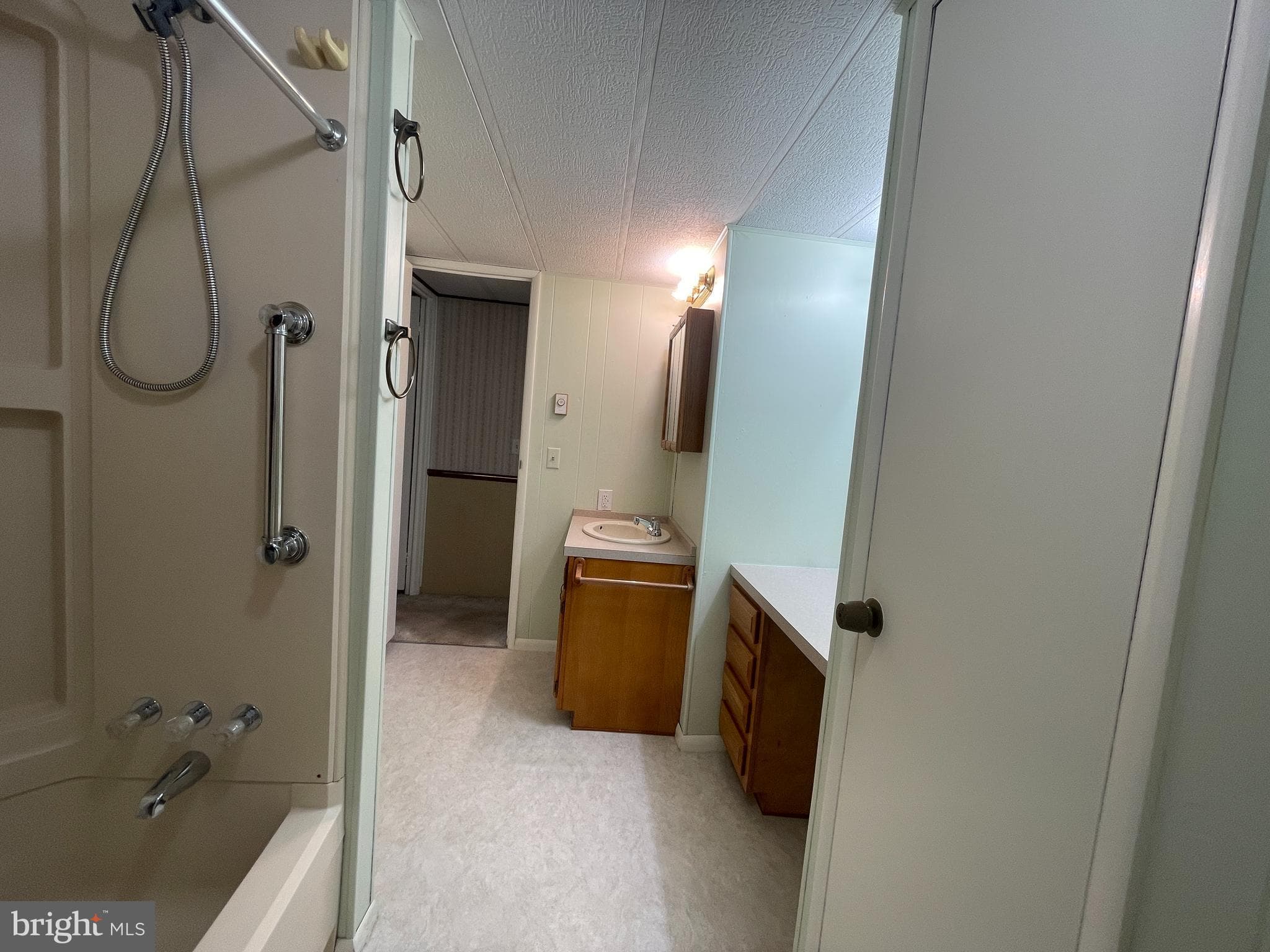 Home for sale at 5145 N. Susquehanna Trl 84, York, Pennsylvania 17406, photo 21 of 23