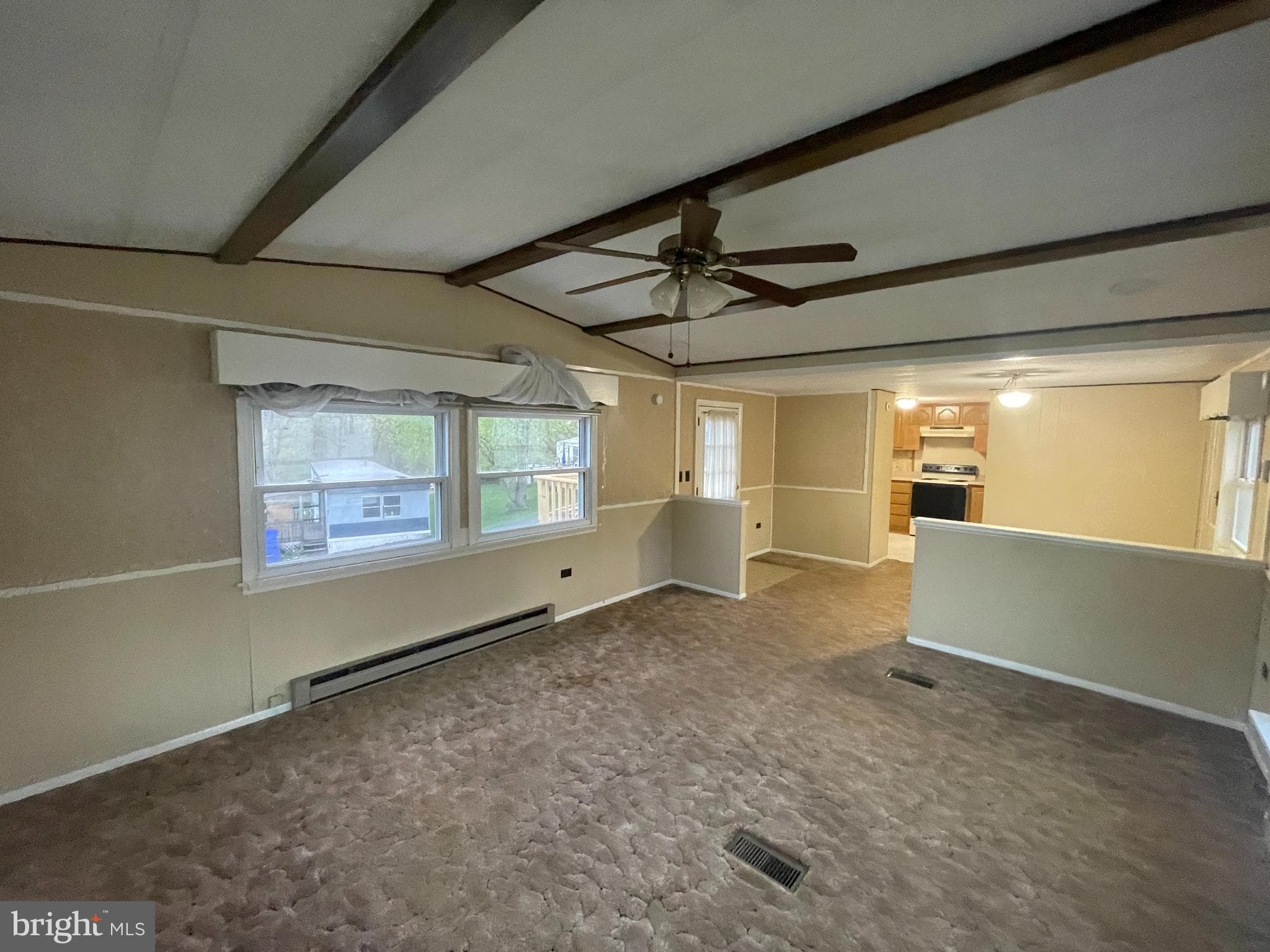 Home for sale at 5145 N. Susquehanna Trl 84, York, Pennsylvania 17406, photo 8 of 23