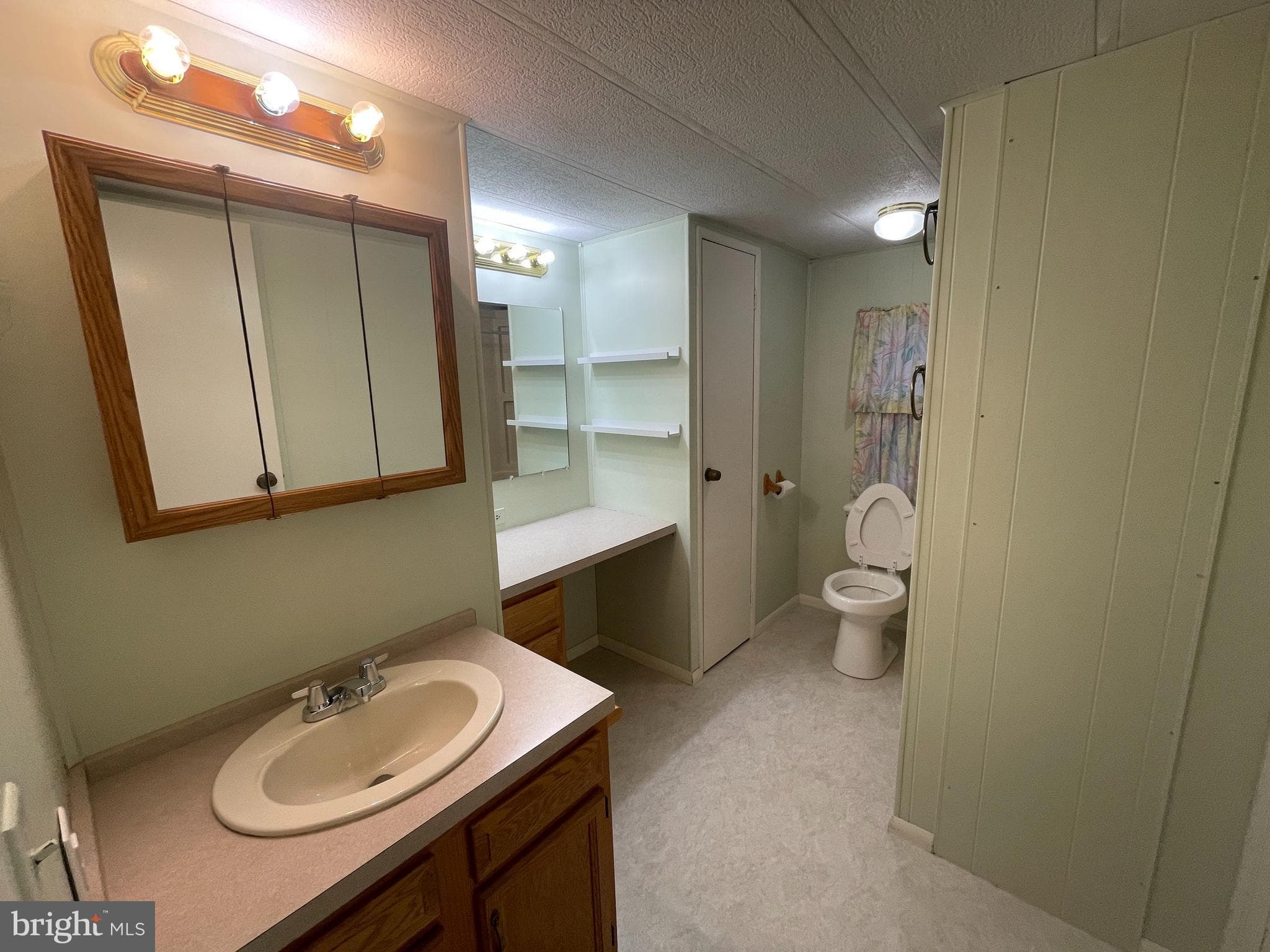 Home for sale at 5145 N. Susquehanna Trl 84, York, Pennsylvania 17406, photo 19 of 23