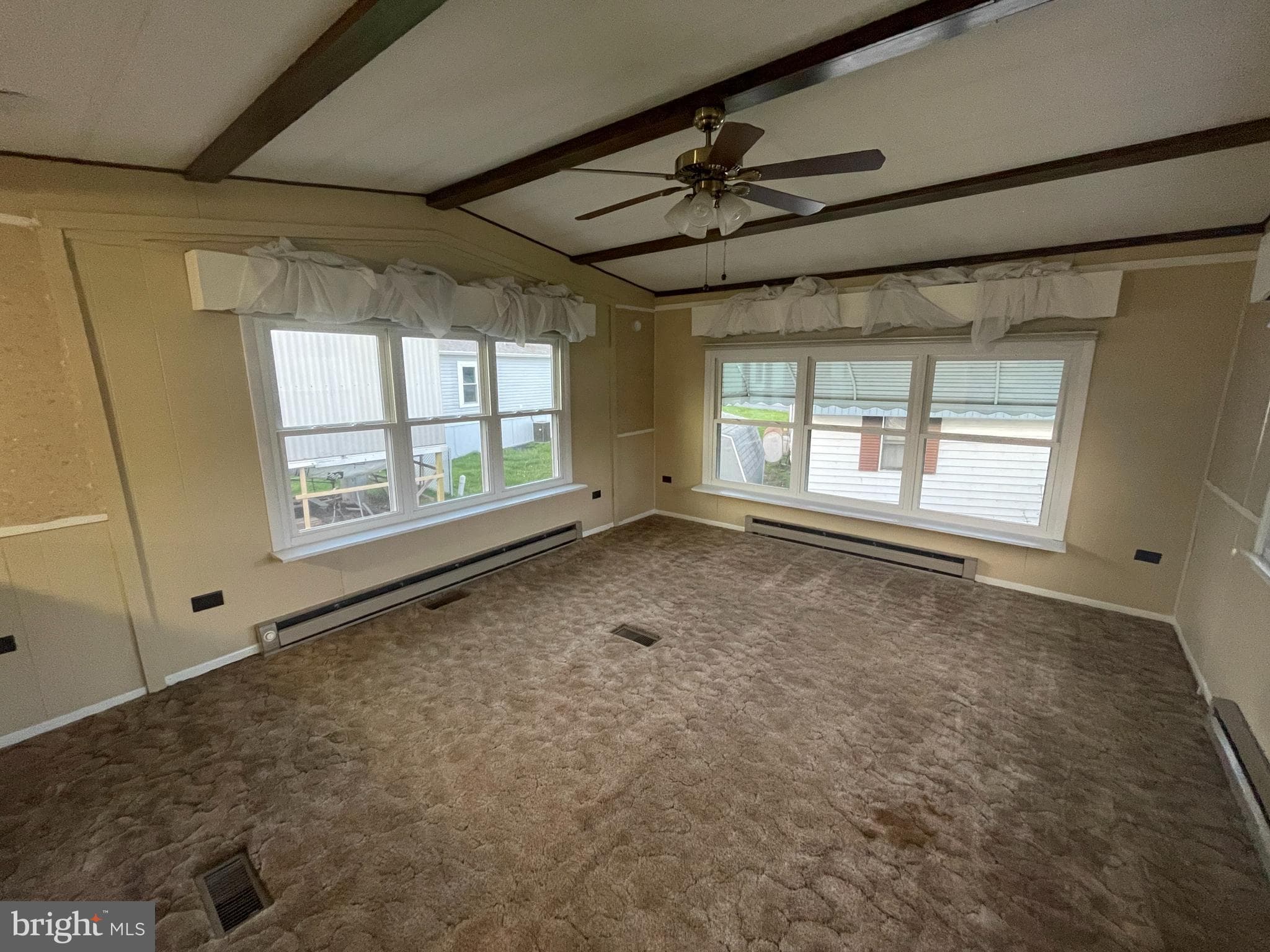 Home for sale at 5145 N. Susquehanna Trl 84, York, Pennsylvania 17406, photo 7 of 23