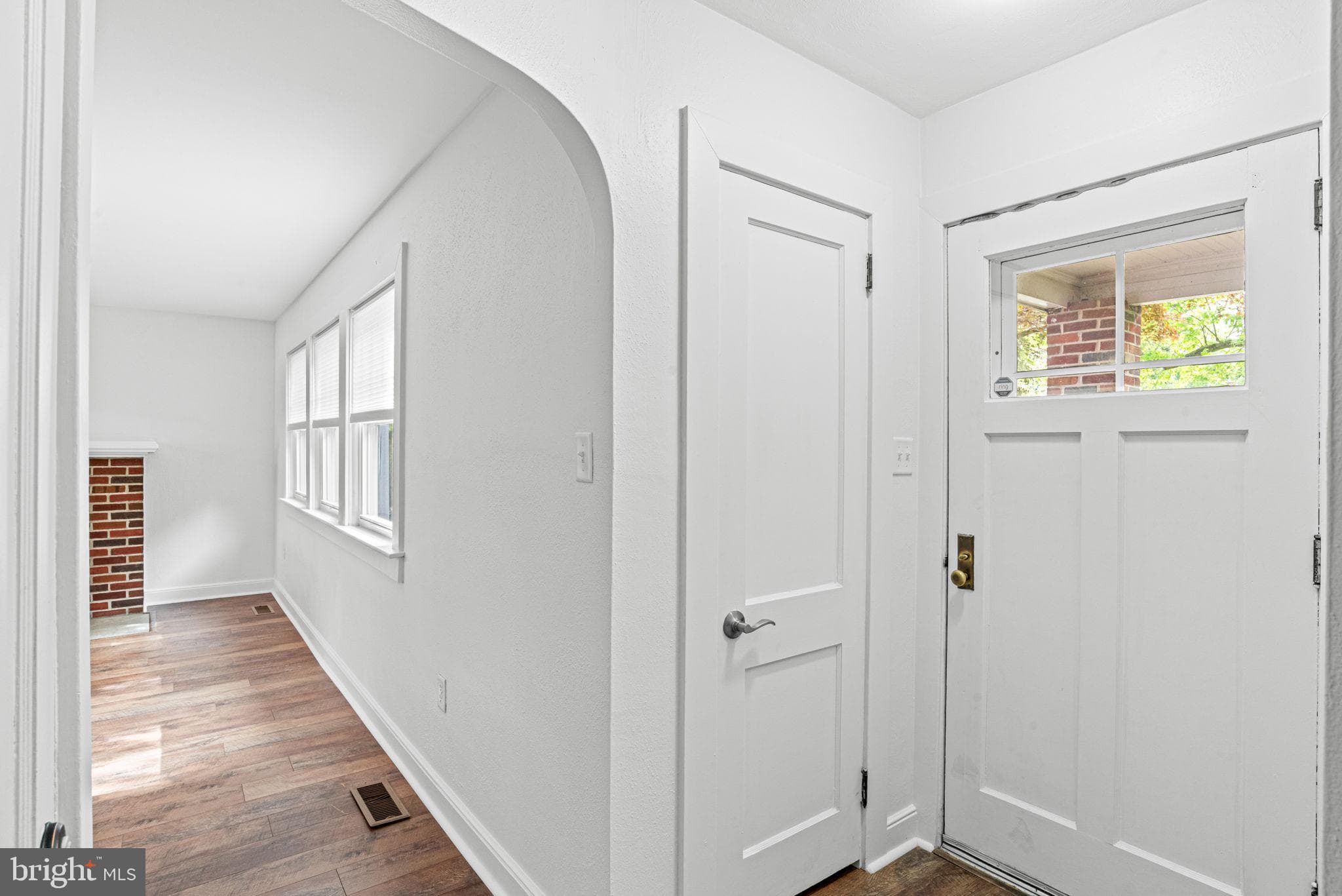 Home for sale at 770 Haines Road, York, Pennsylvania 17402, photo 7 of 30