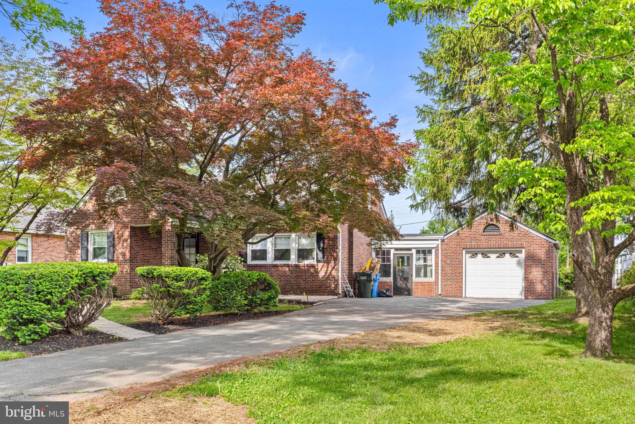 Home for sale at 770 Haines Road, York, Pennsylvania 17402, photo 3 of 3