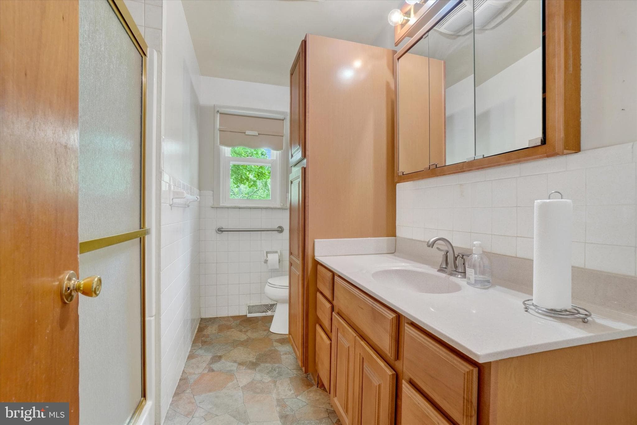 Home for sale at 2050 Herman Drive, York, Pennsylvania 17408, photo 24 of 34