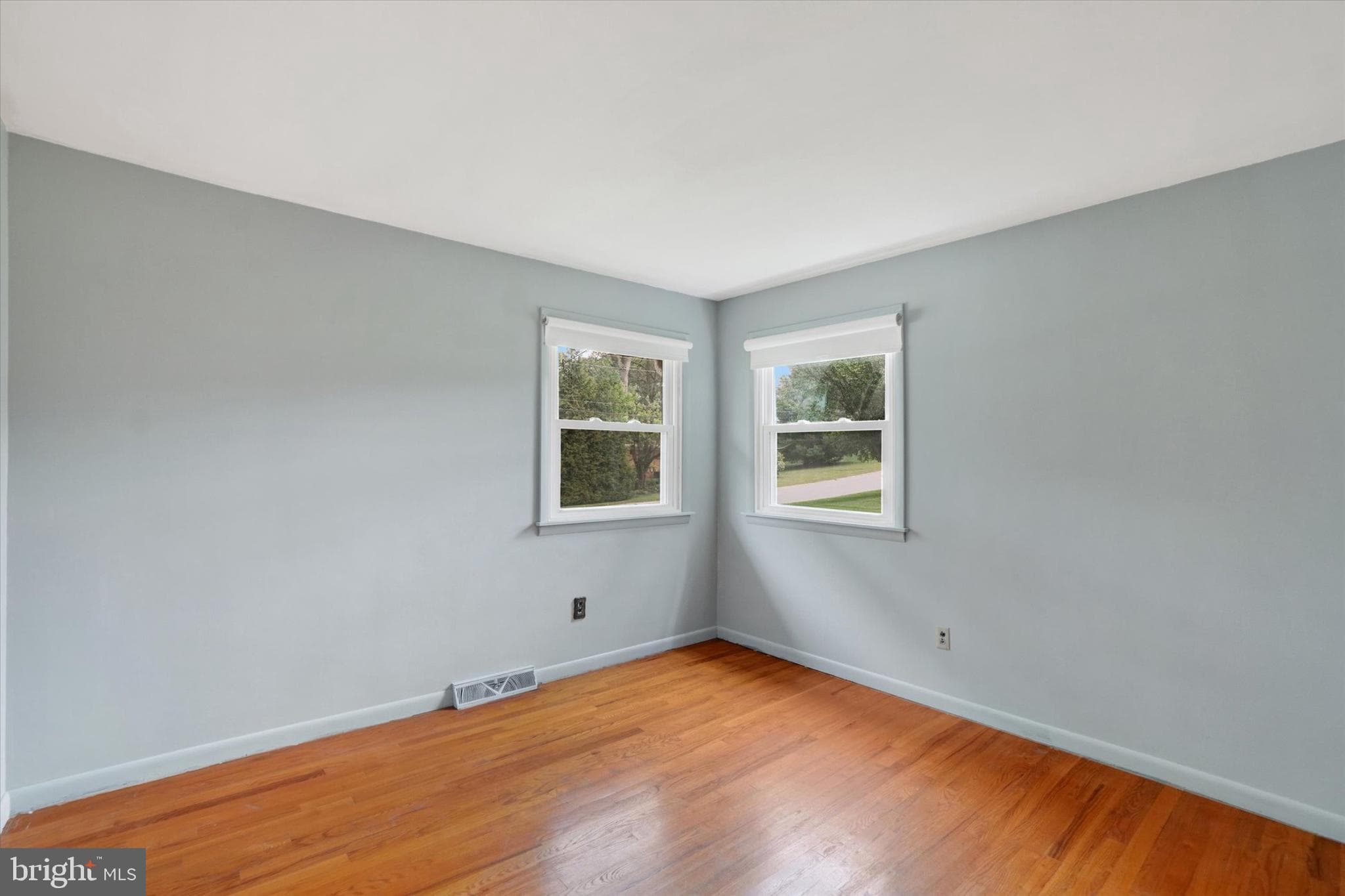 Home for sale at 2050 Herman Drive, York, Pennsylvania 17408, photo 22 of 34