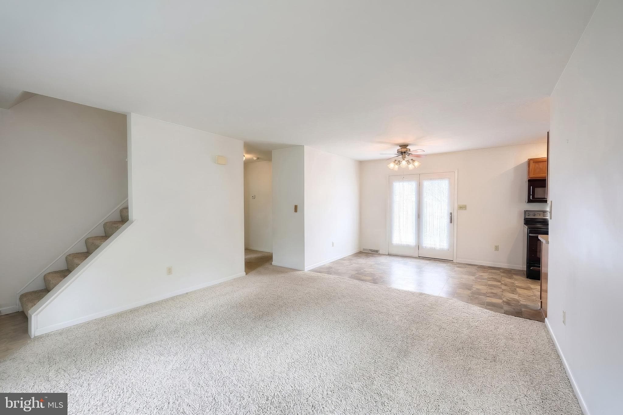 Home for sale at 3819 Kings Arms Lane, York, Pennsylvania 17402, photo 12 of 39