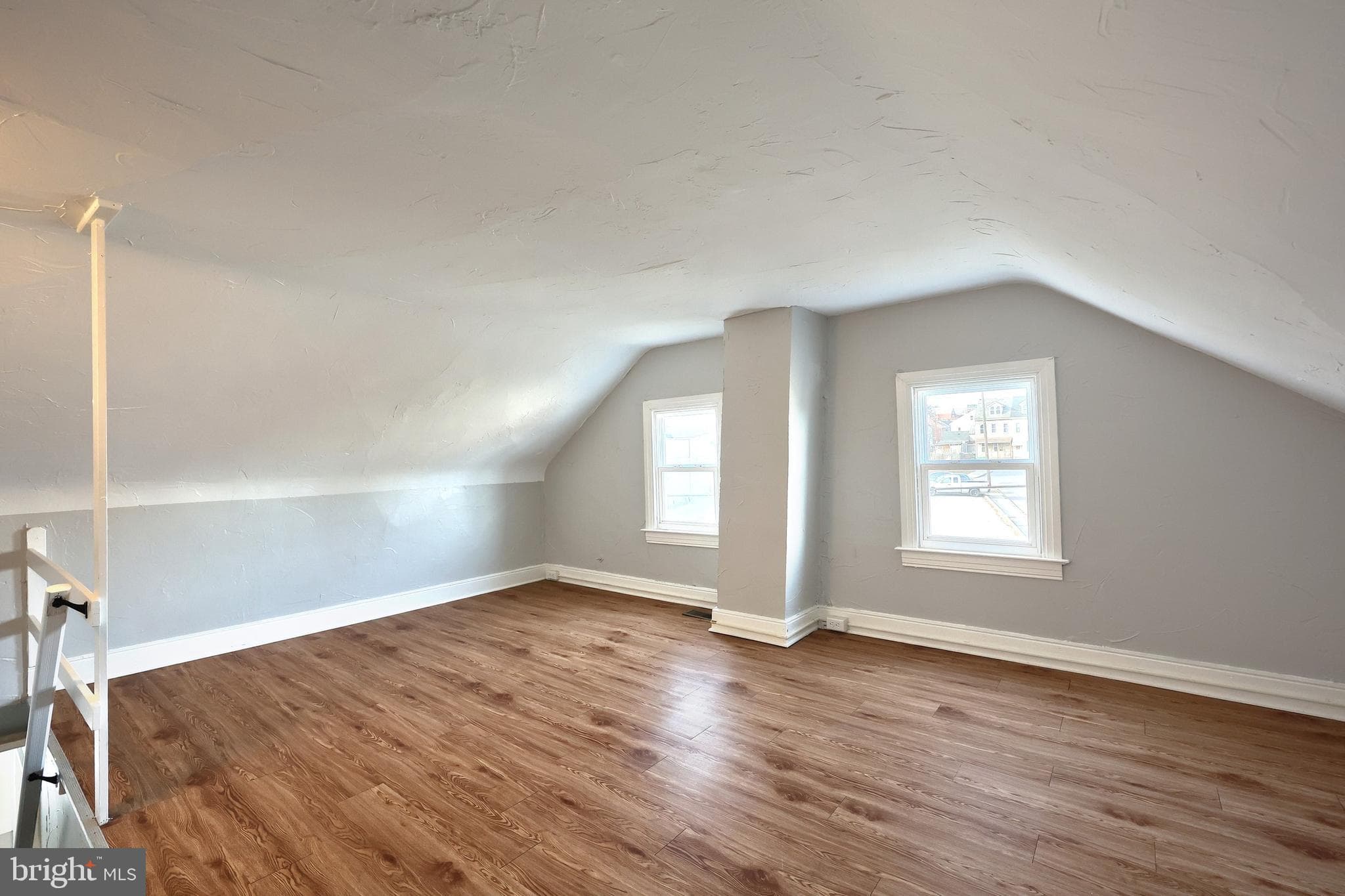 Home for sale at 220 Grantley Street, York, Pennsylvania 17401, photo 14 of 17