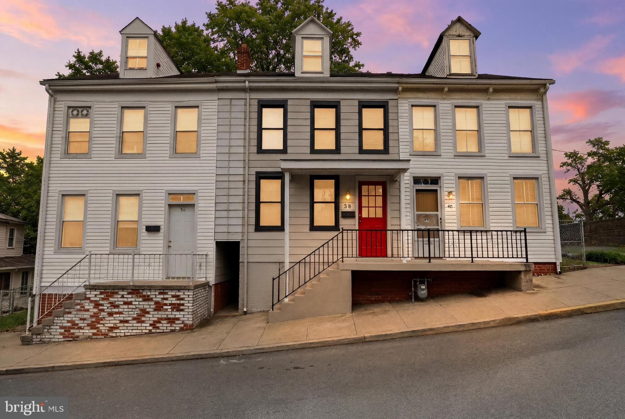 Listing photo of 3-bedroom home at 38 W 8Th Avenue, York, Pennsylvania 17404, photo 1 of 3