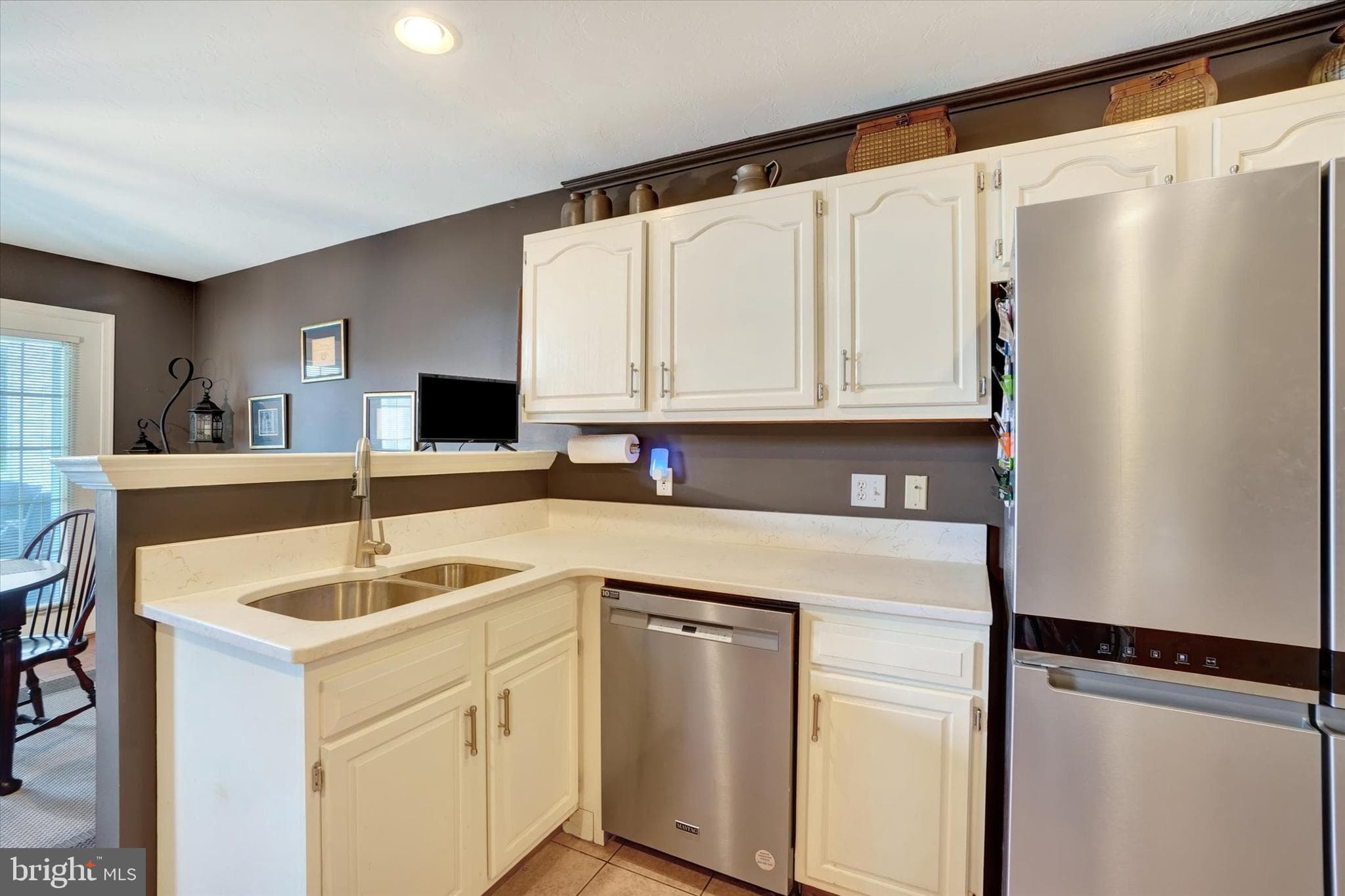 Home for sale at 331 Clarks Way, York, Pennsylvania 17403, photo 11 of 28