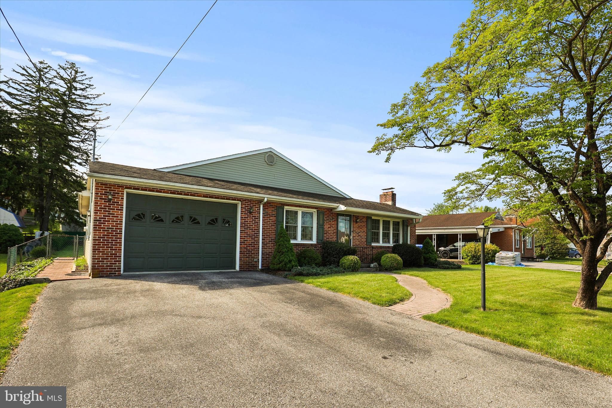 Home for sale at 2312 Church Road, York, Pennsylvania 17408, photo 2 of 3