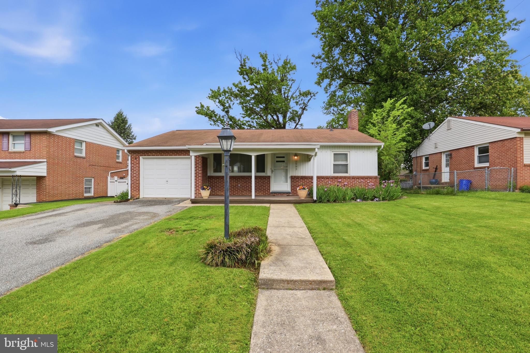 Listing photo of 3-bedroom home at 2993 5Th Avenue, York, Pennsylvania 17402, photo 1 of 37