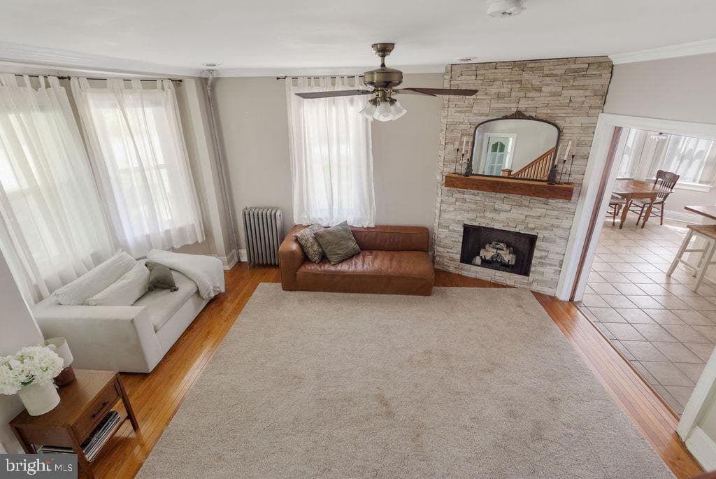 Home for sale at 2478 Croll School Road, York, Pennsylvania 17403, photo 8 of 47