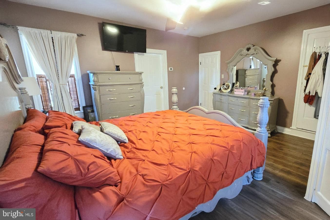 Home for sale at 1122 Hanover Road, York, Pennsylvania 17408, photo 14 of 36