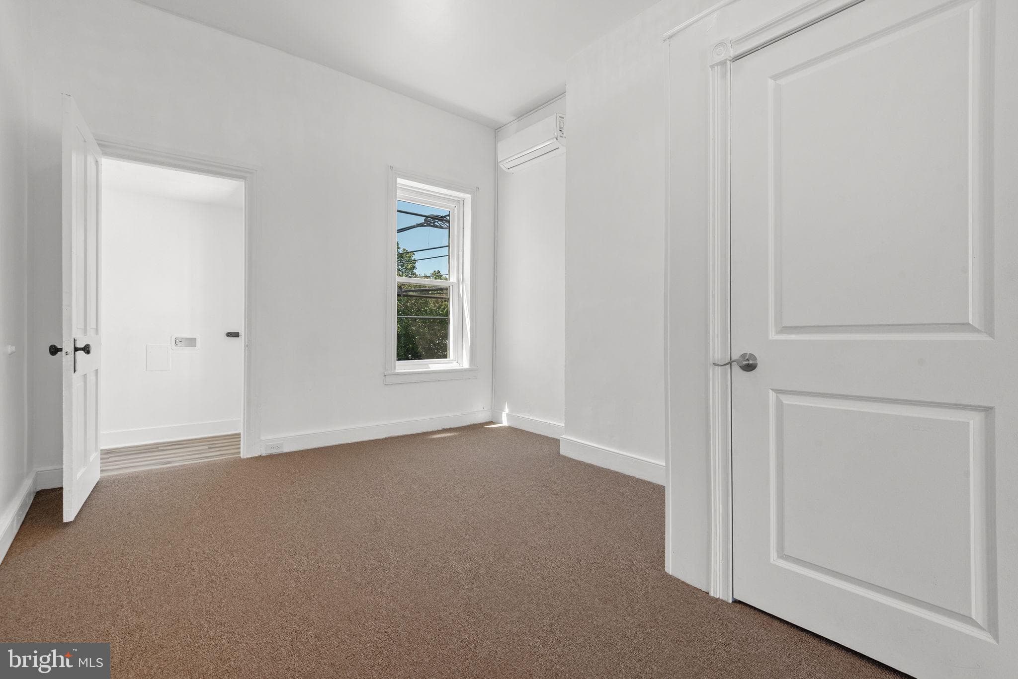Home for sale at 126 N Queen Street, York, Pennsylvania 17403, photo 21 of 33