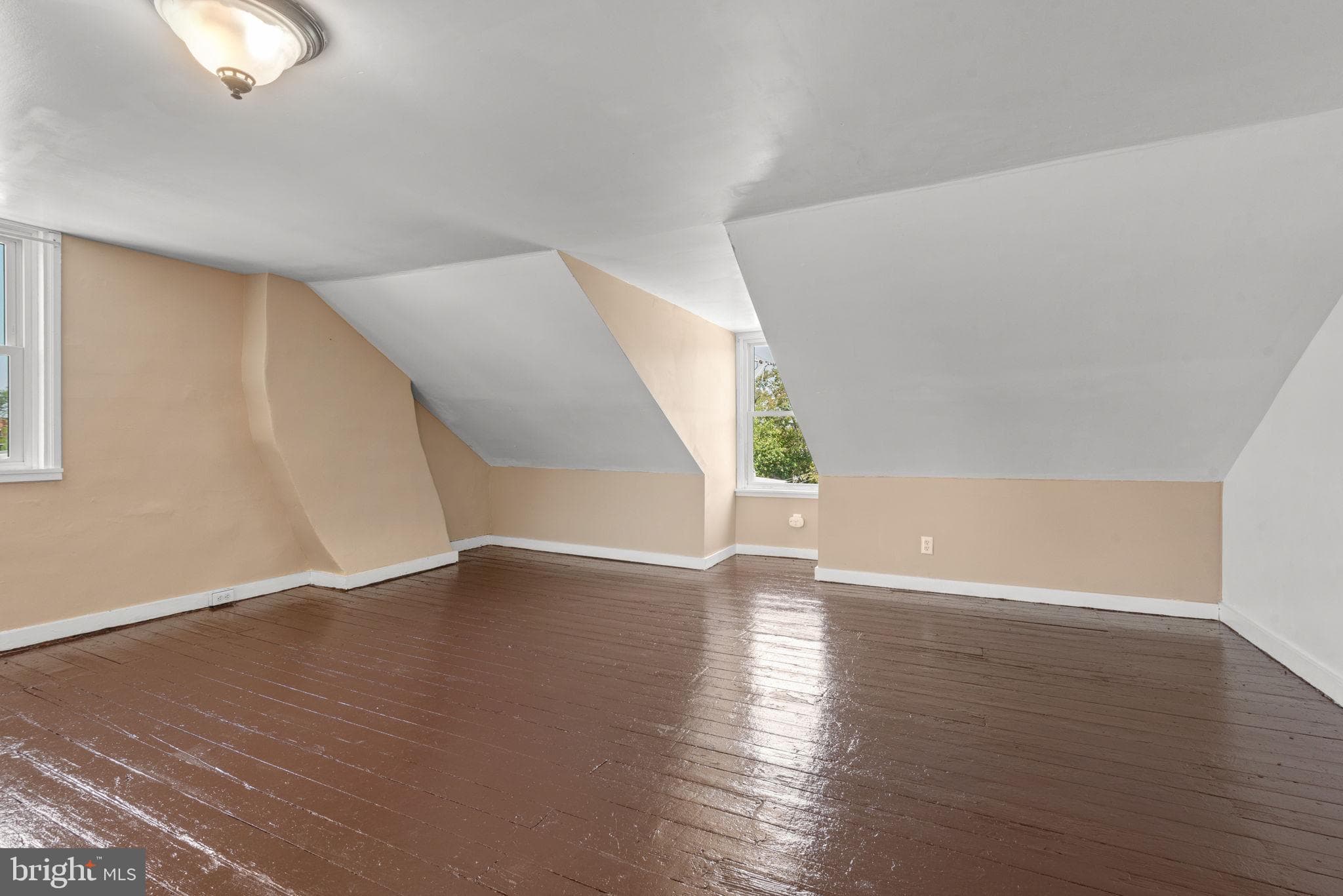 Home for sale at 126 N Queen Street, York, Pennsylvania 17403, photo 23 of 33