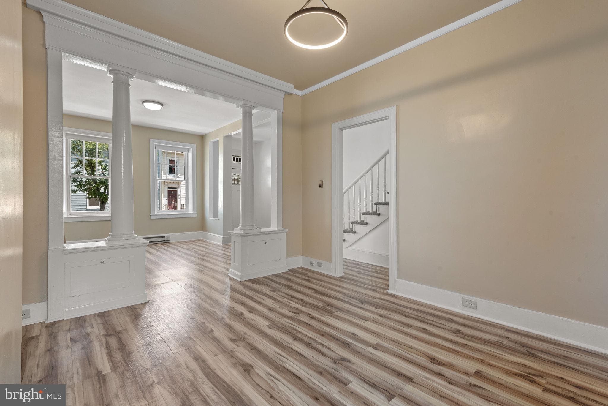 Home for sale at 126 N Queen Street, York, Pennsylvania 17403, photo 8 of 33