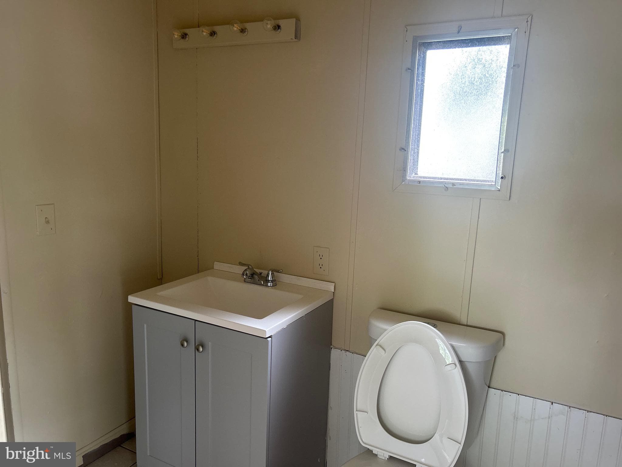 Home for sale at 310 Brooklyn Drive, York, Pennsylvania 17406, photo 15 of 21