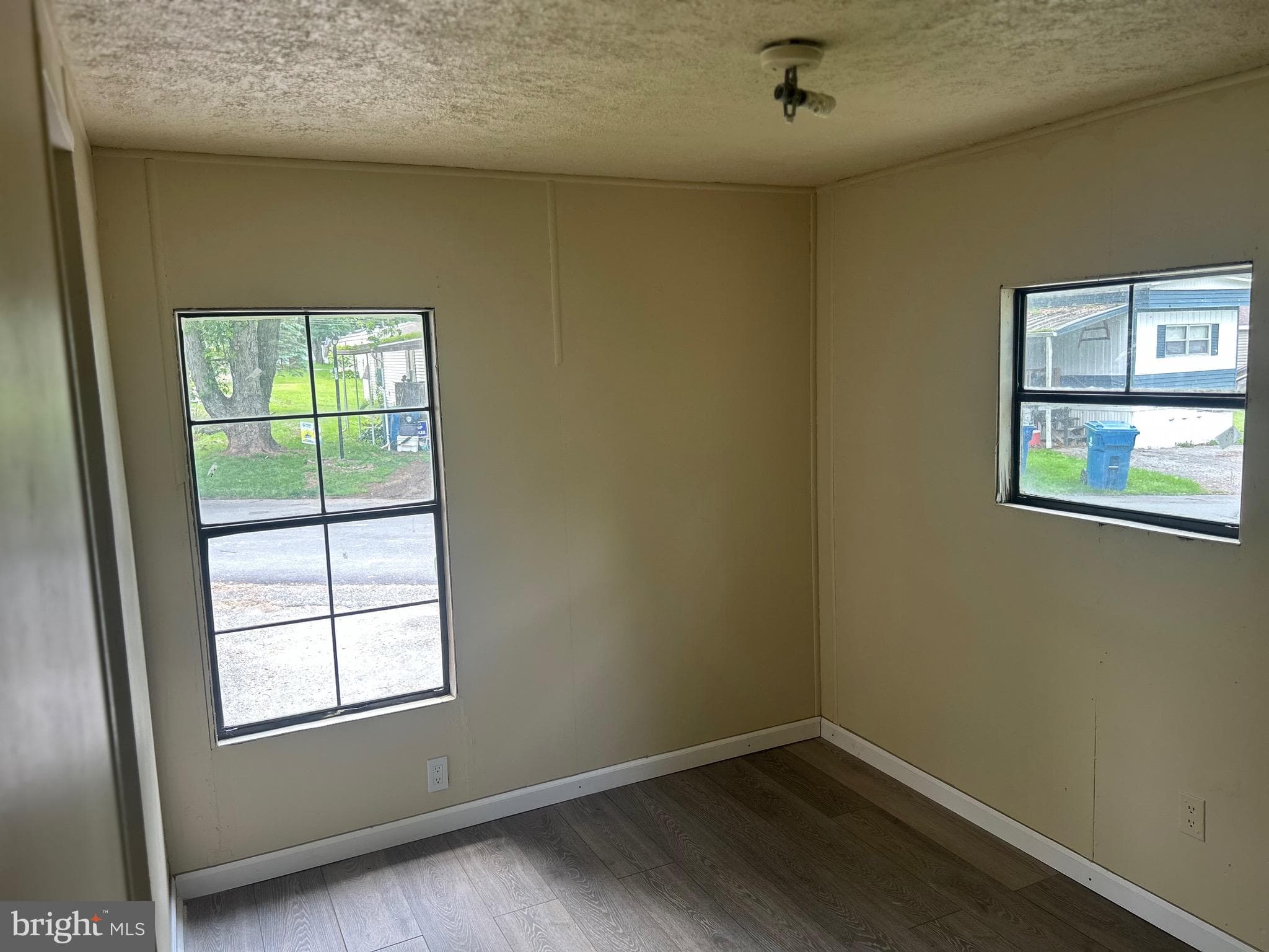 Home for sale at 310 Brooklyn Drive, York, Pennsylvania 17406, photo 13 of 21