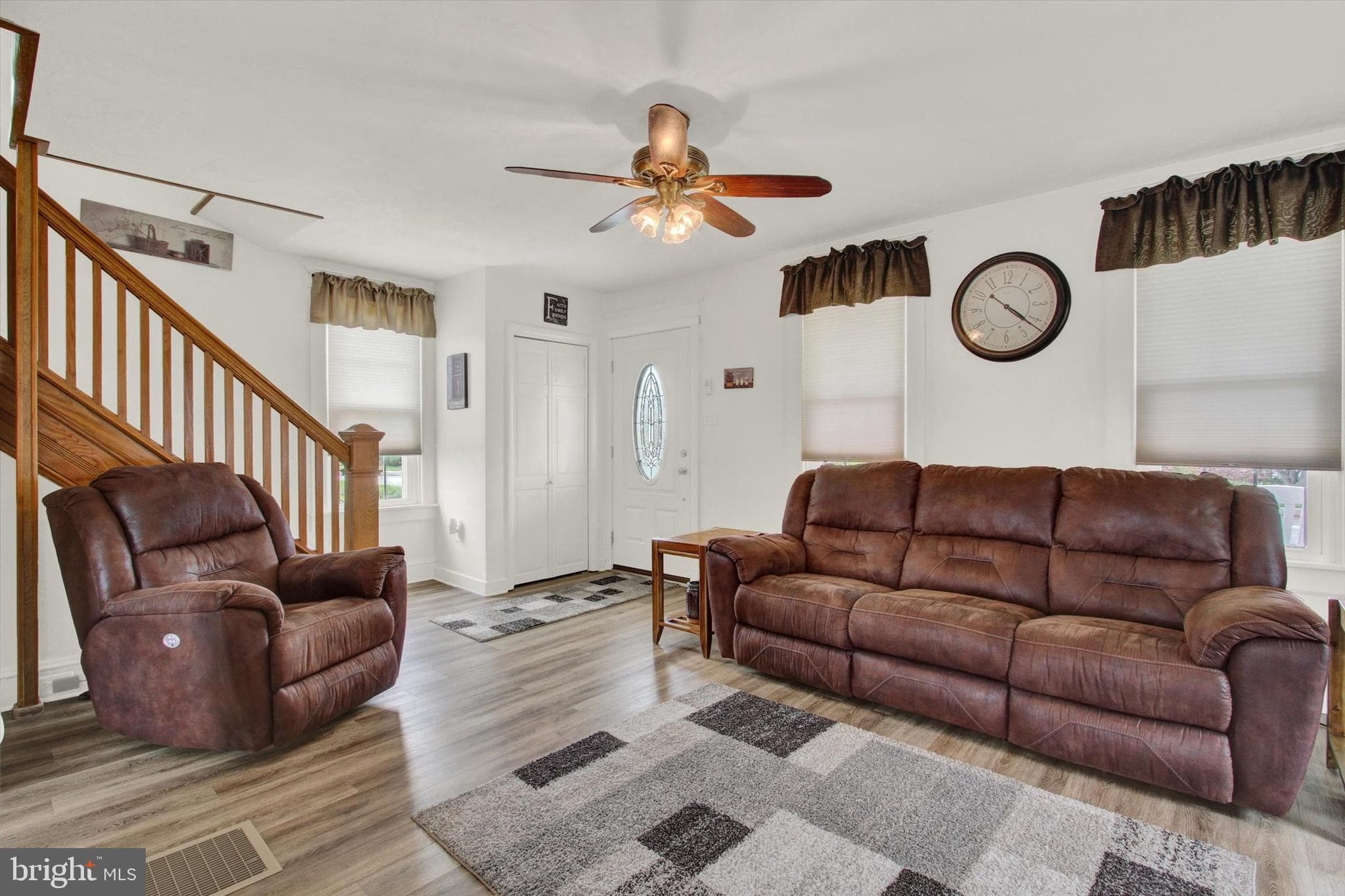 Home for sale at 125 N High Street, Spring Grove, Pennsylvania 17362, photo 14 of 27