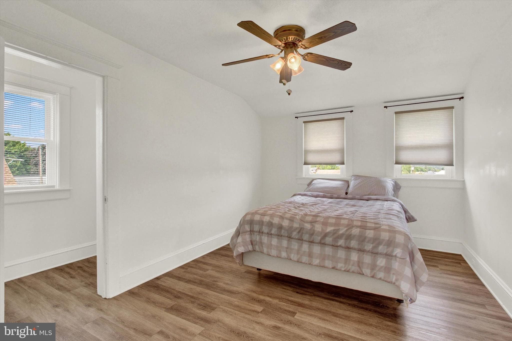 Home for sale at 125 N High Street, Spring Grove, Pennsylvania 17362, photo 16 of 27