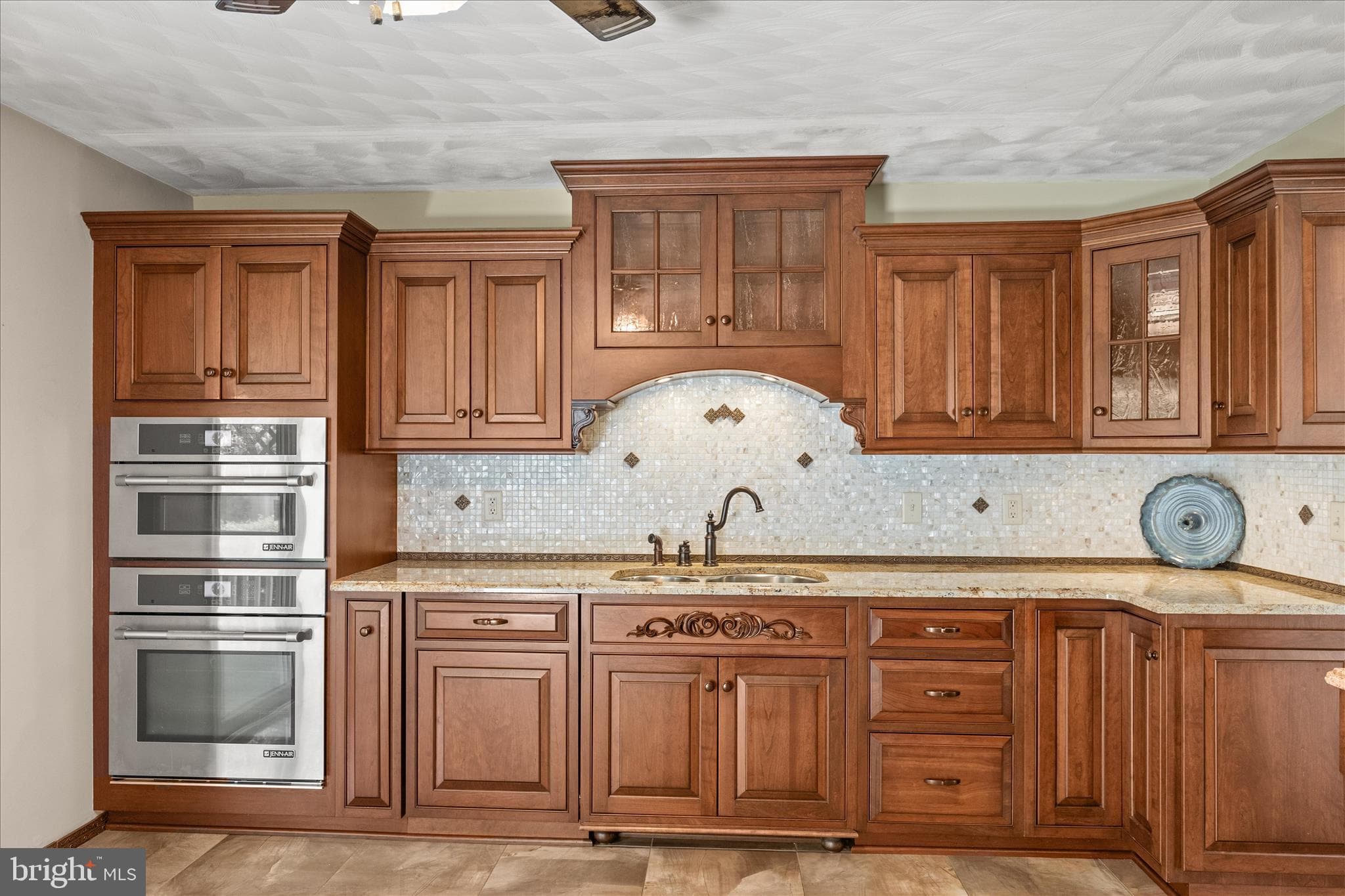 Home for sale at 2564 Audlyn Drive, York, Pennsylvania 17408, photo 14 of 46