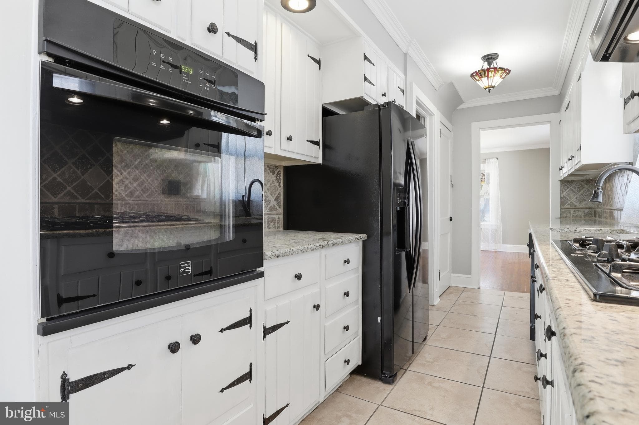 Home for sale at 2006 S Queen Street, York, Pennsylvania 17403, photo 13 of 59