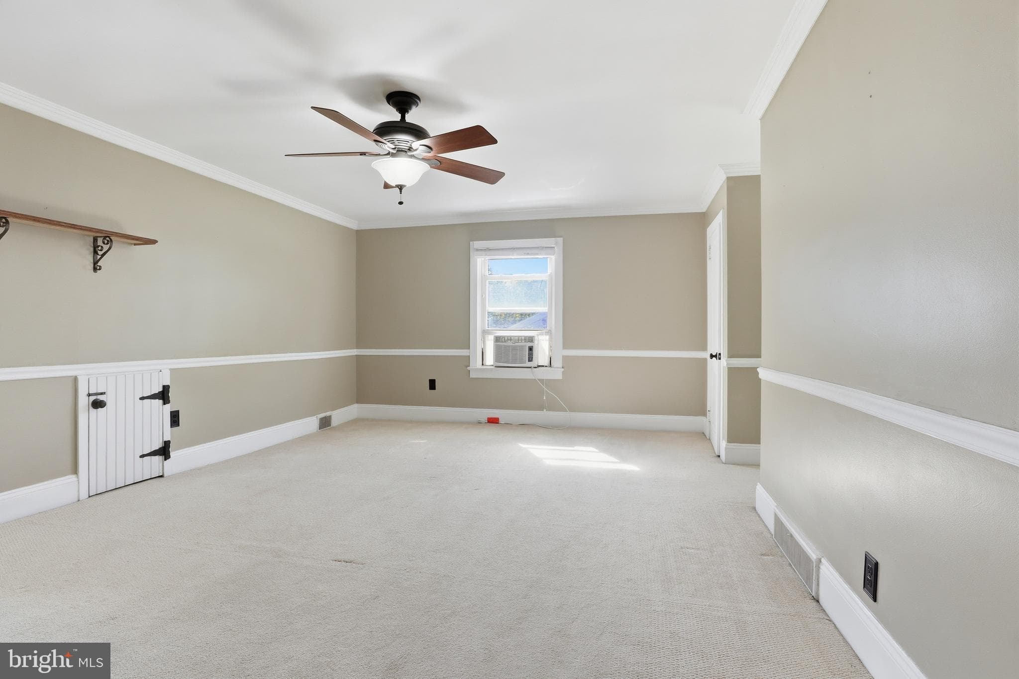 Home for sale at 2006 S Queen Street, York, Pennsylvania 17403, photo 27 of 59
